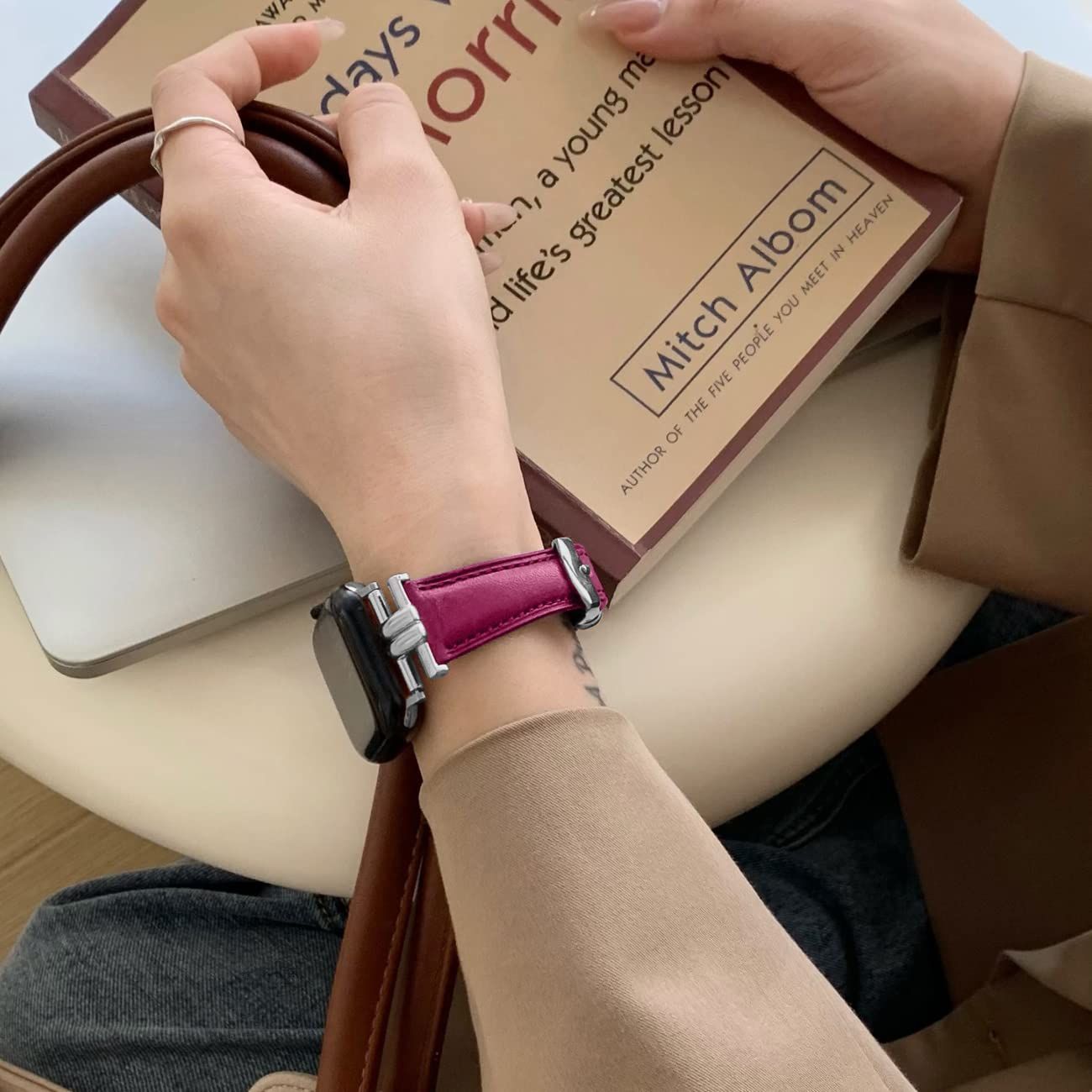 【人気商品】7 6 5 4 アップルウォッチ38ミリメートル40ミリメートル41ミリメートル42ミリメートル44ミリメートル45ミリメートル、iWatchの女性バンドシリーズ8 3 2 1 [Juntan] SE用ステンレスバック