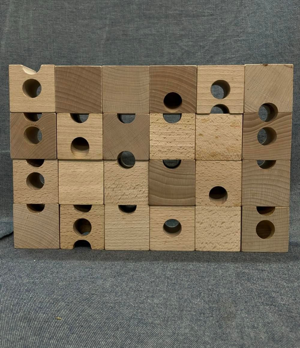 cuboro metro キュボロ・メトロ 知育玩具 Amazon.co.jp: キュボロ (cuboro) キュボロ メトロ : おもちゃ