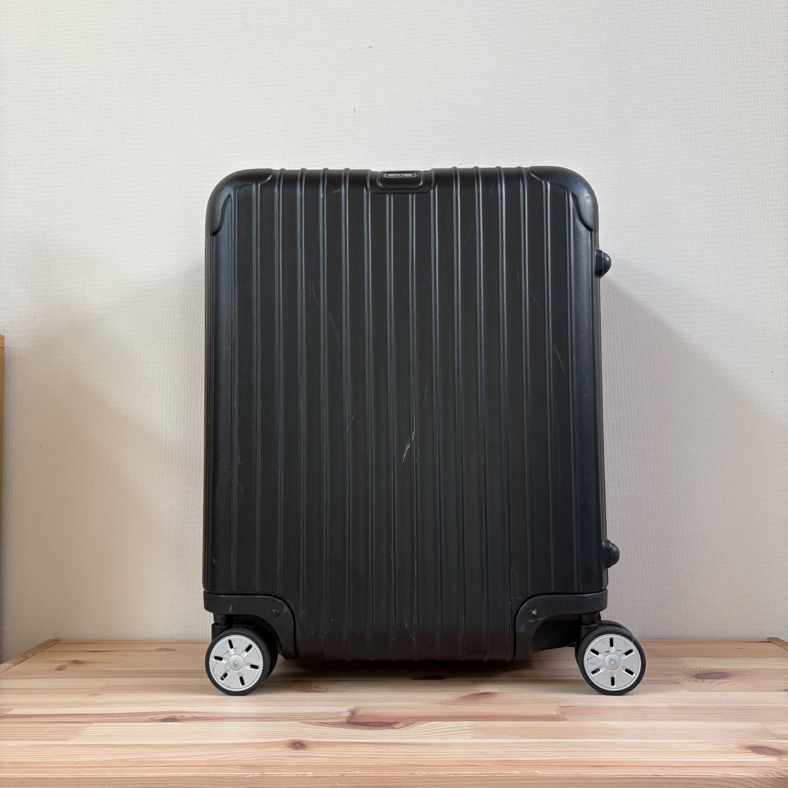 RIMOWA SALSA 52L CABIN 4輪 リモワ サルサ ブラック キャリーケース
