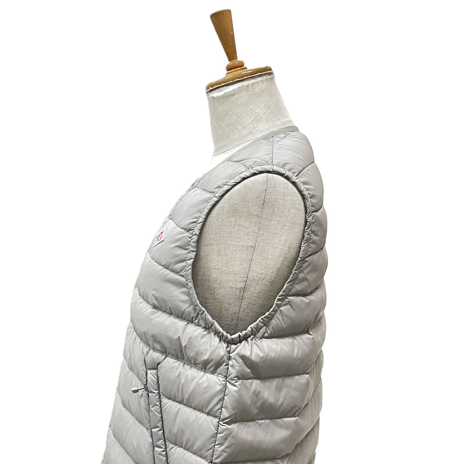 とも様　United TOKYO ベンドレカットダウンベスト WOMEN UNITED TOKYO（ユナイテッドトウキョウ） ダウンコート ダウン