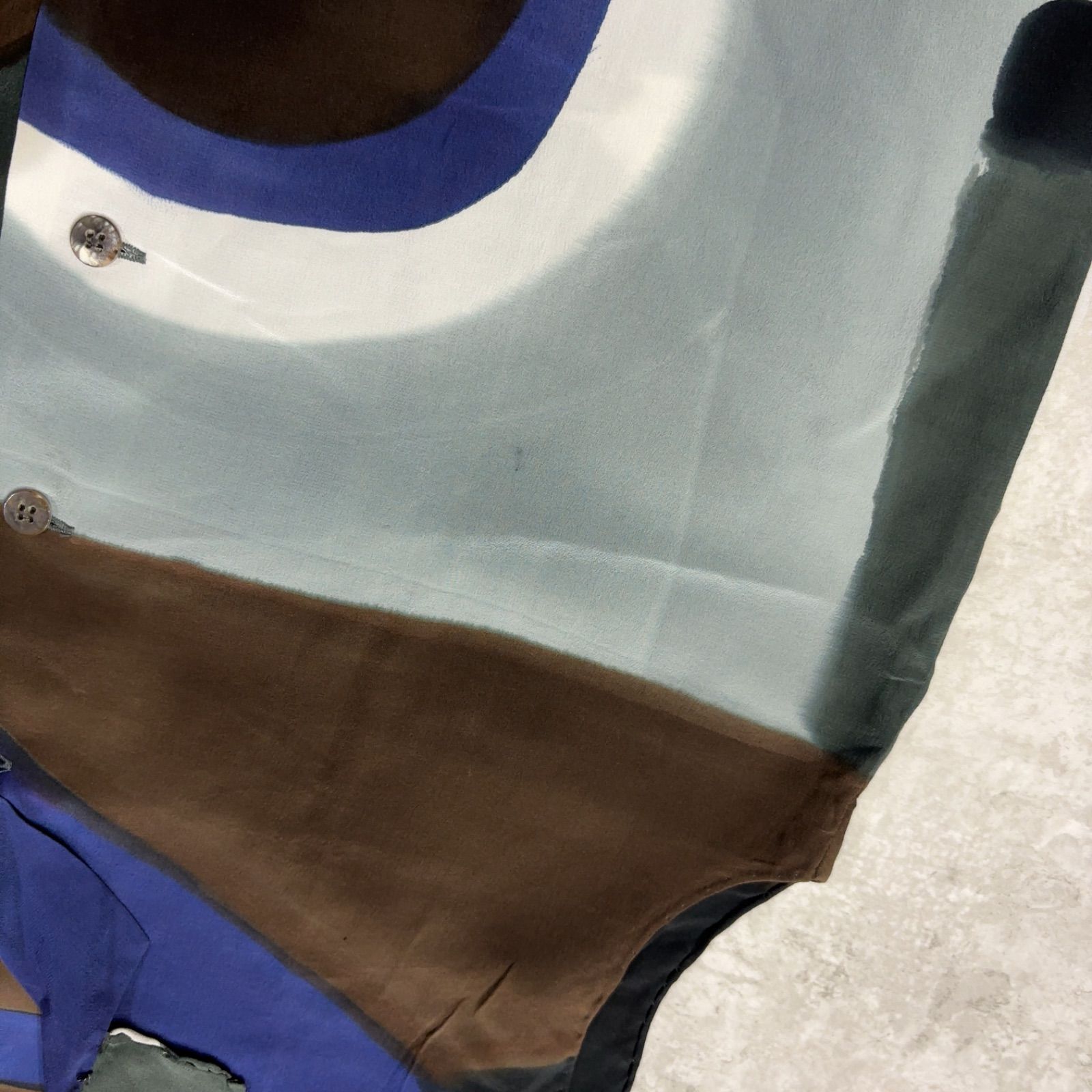 ISSEY MIYAKE イッセイミヤケ シルクブラウス 総柄 抽象アート 