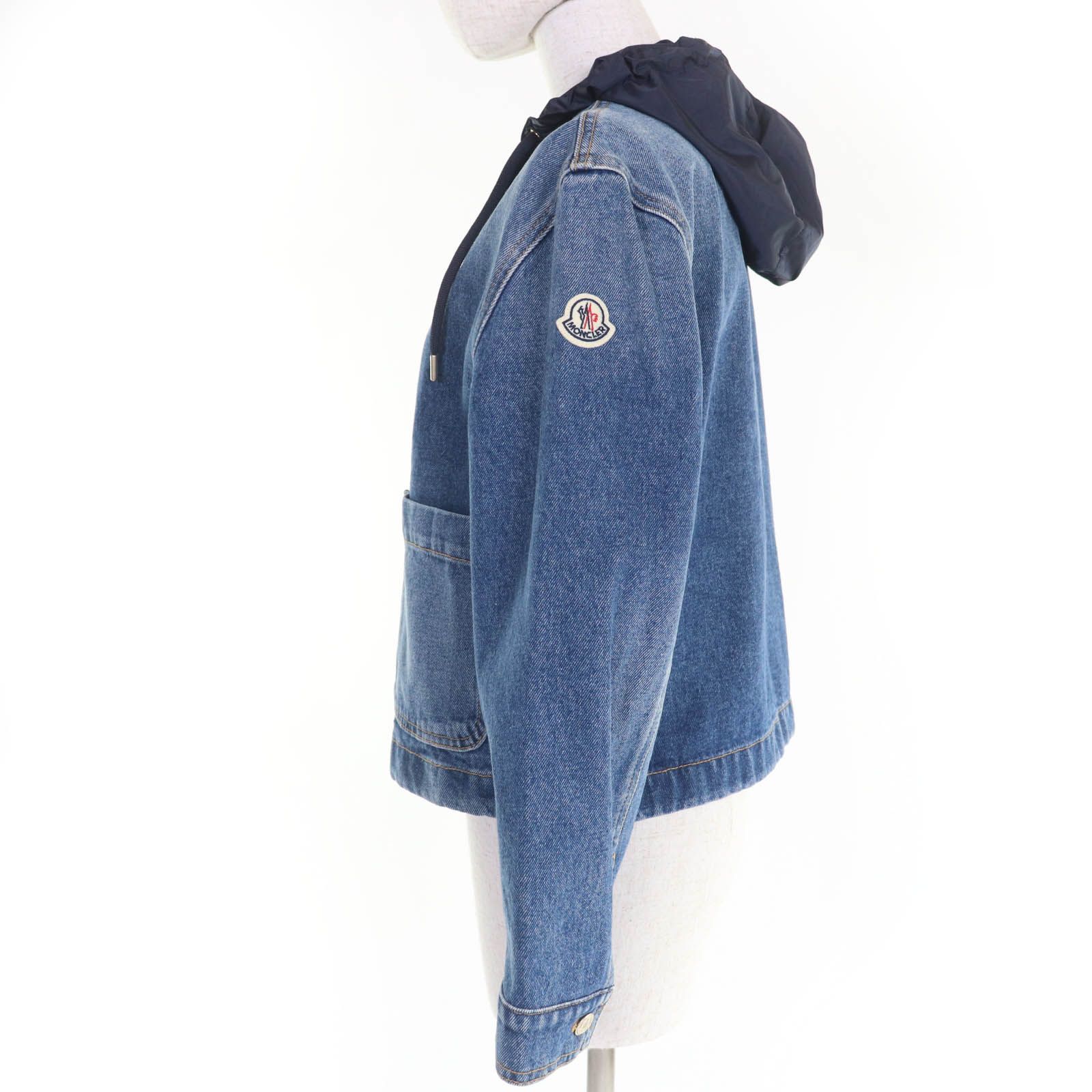 MONCLER モンクレール 24SS LAMPUSA コットン100％ ロゴボタン ロゴワッペン フード付 デニムジャケット インディゴ 00 イタリア製 レディース
