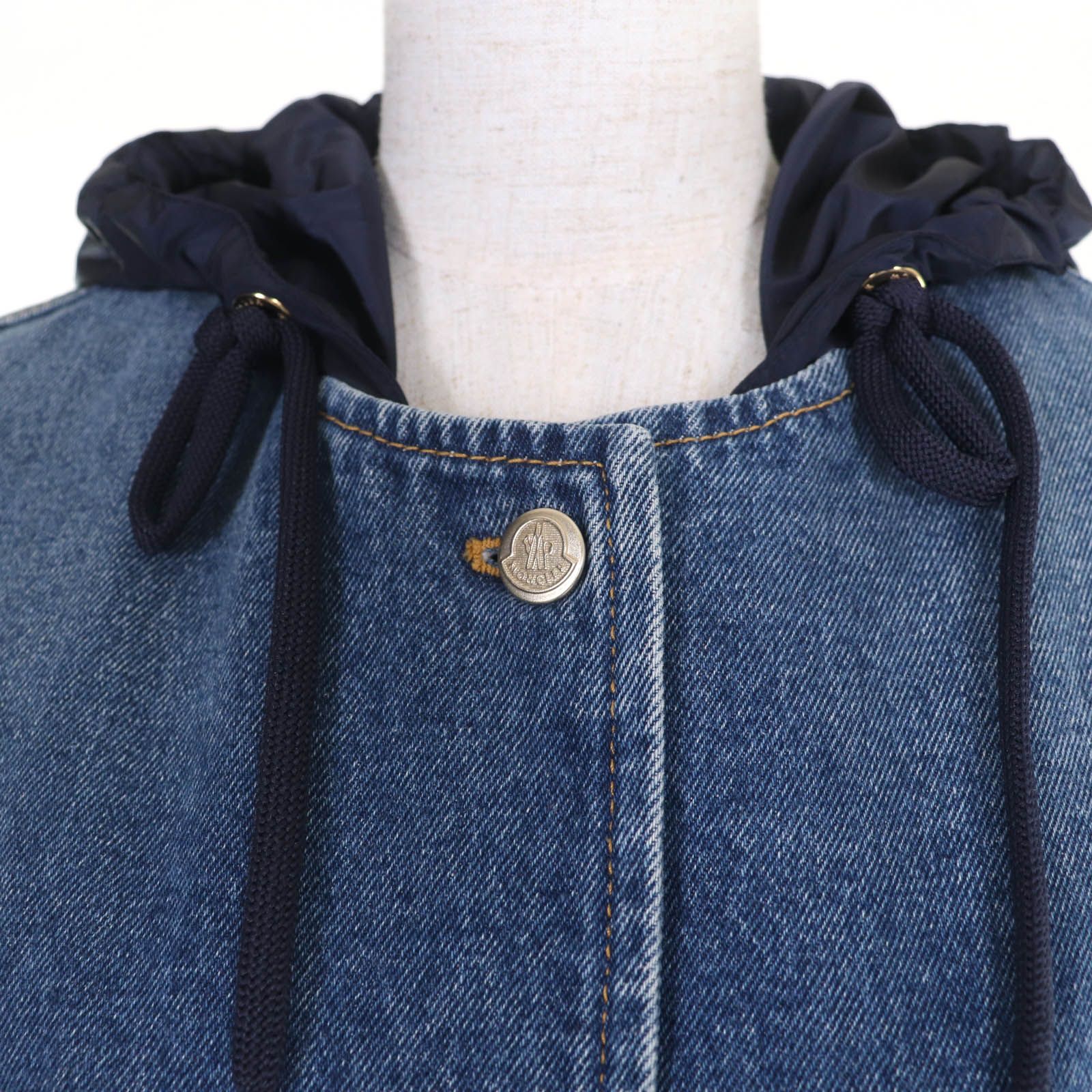 MONCLER モンクレール