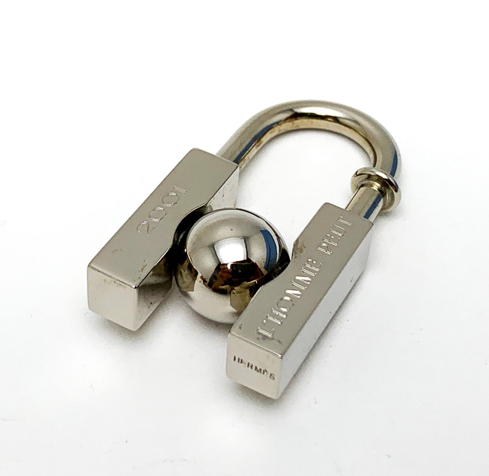 HERMES エルメス 地球 未知なる地球の美を求めて カデナチャーム