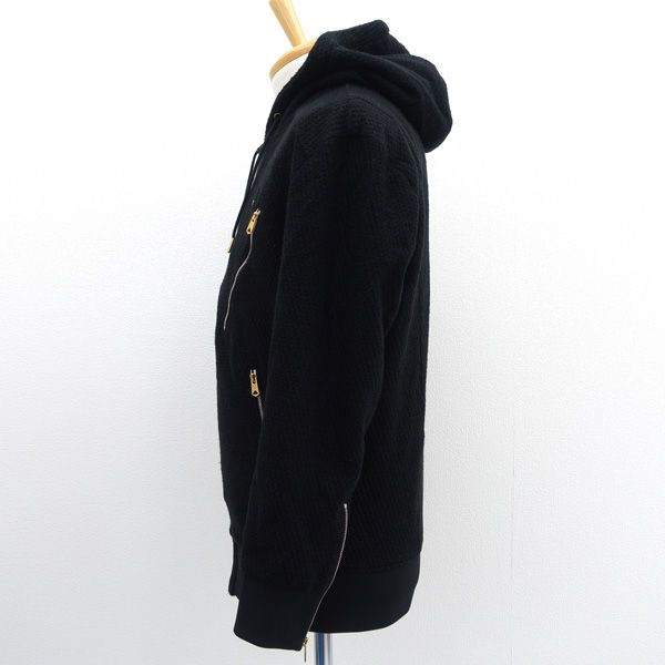 フード付き ブラック