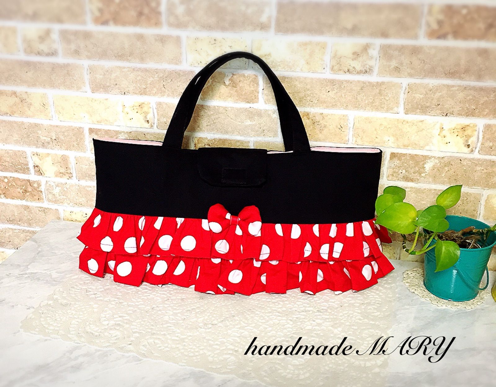 赤白ドットの２段フリルがかわいいピアニカバッグ
