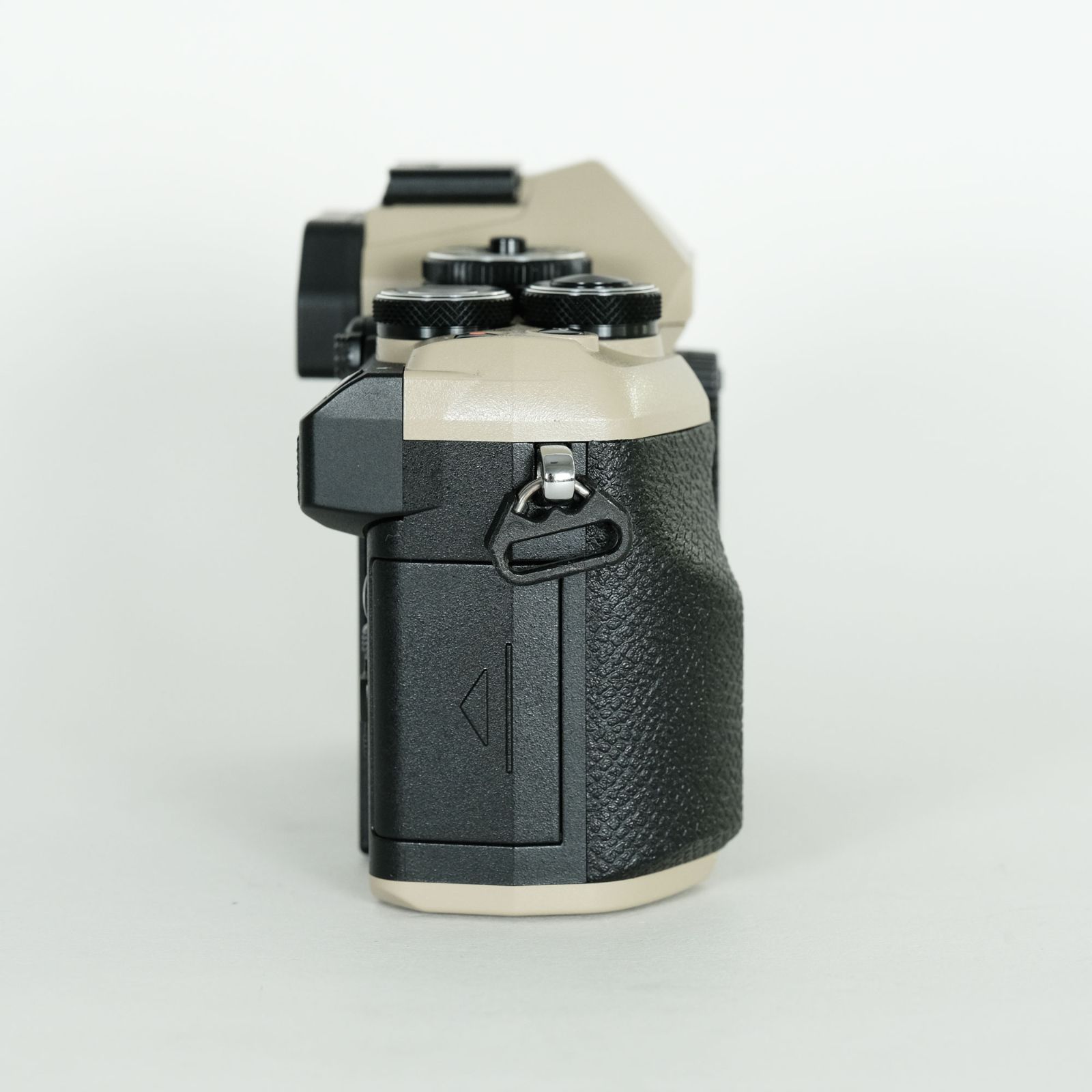 美品 | シャッター数1,030回] OM SYSTEM OM-5 Mark II ボディ サンド