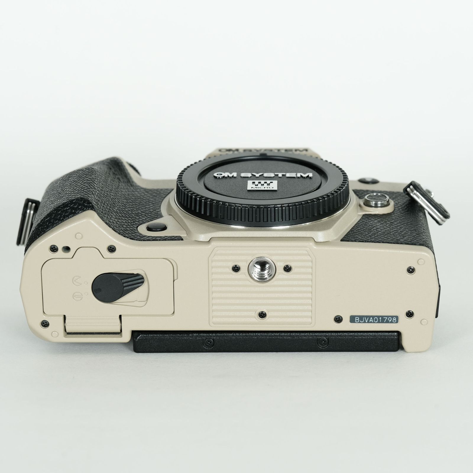 美品 | シャッター数1,030回] OM SYSTEM OM-5 Mark II ボディ サンド