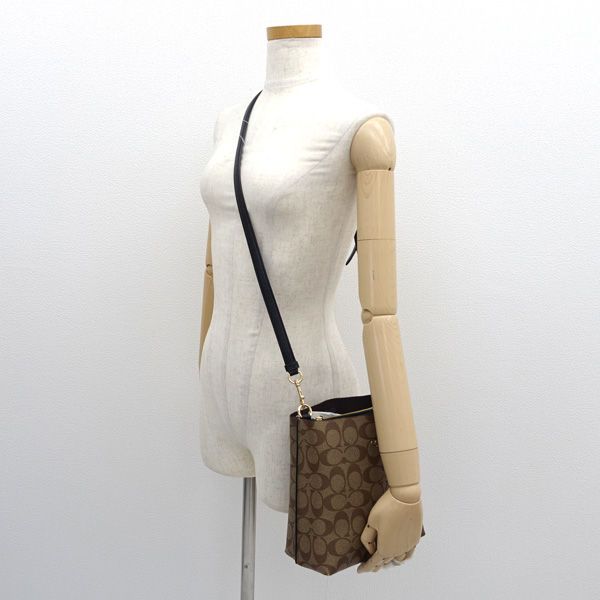 COACH / コーチ ◇モリー バケット バッグ 22 シグネチャー キャンバス