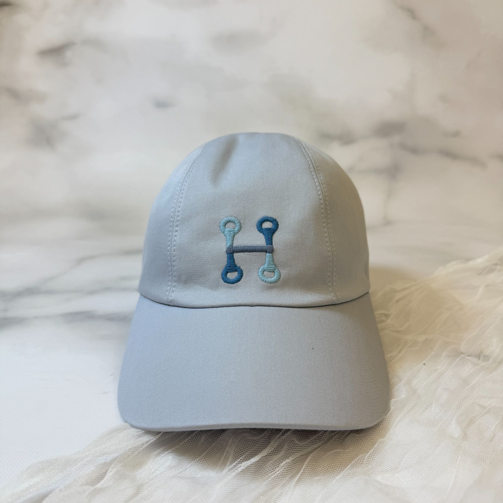 鑑定済み エルメス マイルス Hモール 57 グラシエ グレー ブルー シルバー金具 コットン キャスケット キャップ H 刺繍