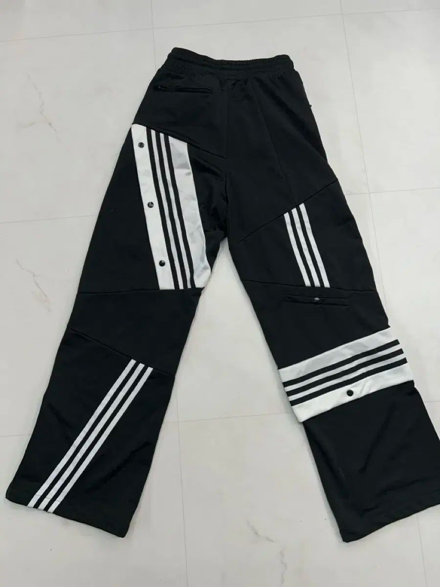 完売 BLACKPINK 着用アディダスxダニエルカタリトラックジャケット