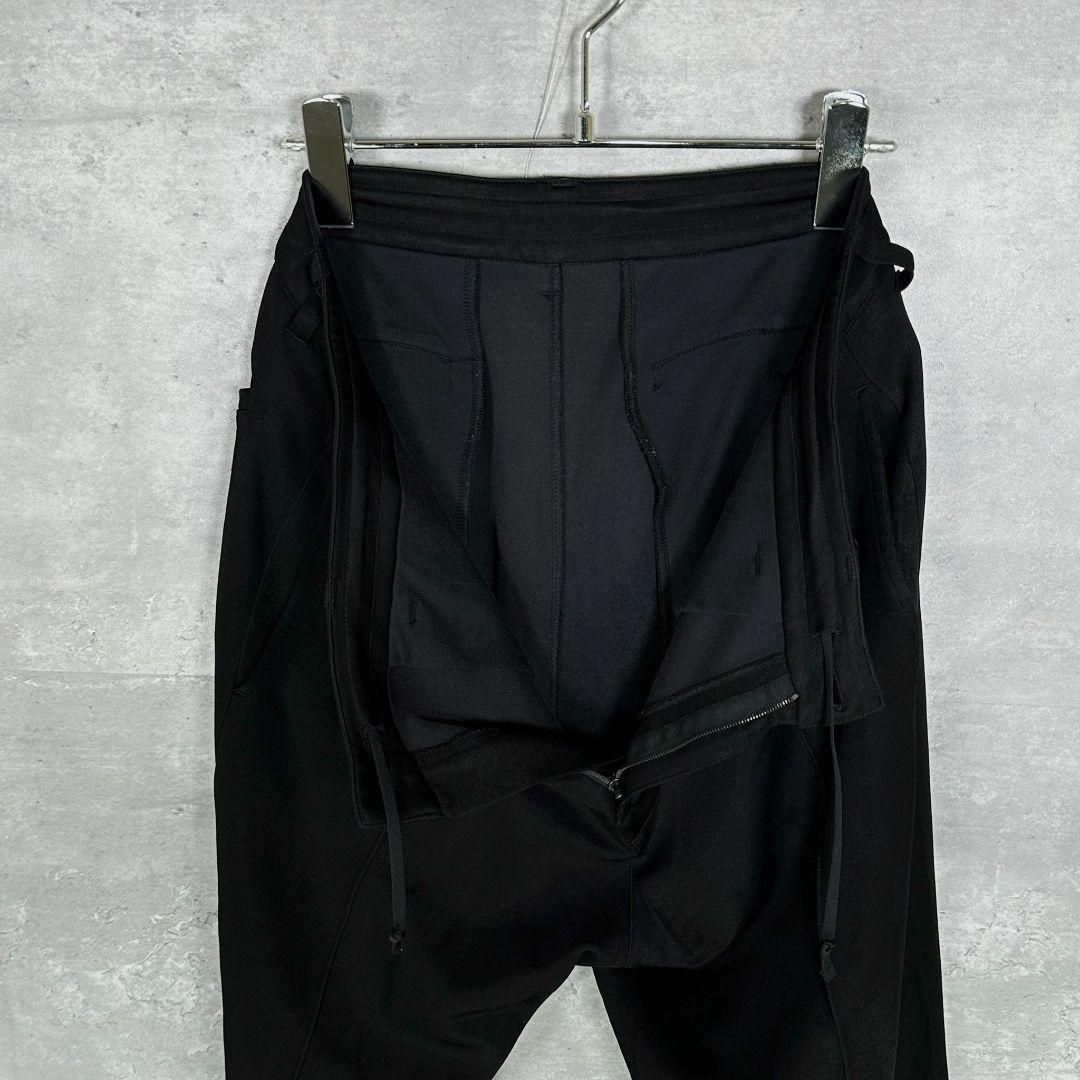 ナイロンパンツ