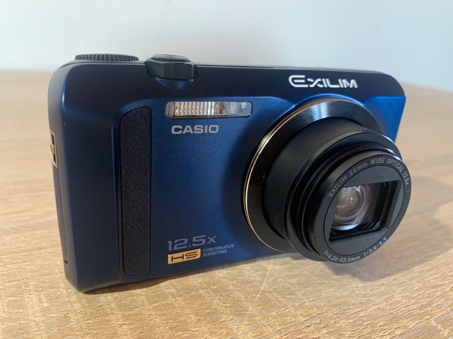 6232 Casio EXILIM EX-ZR200 ブルー デジカメ - メルカリ