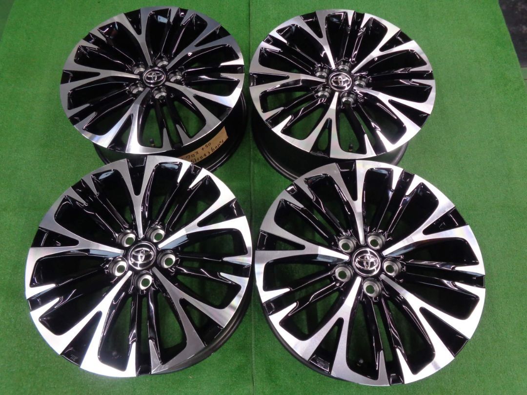 TOYOTA ヤリスクロス 新車外し純正タイヤホイール付 4本セット TOYOTA