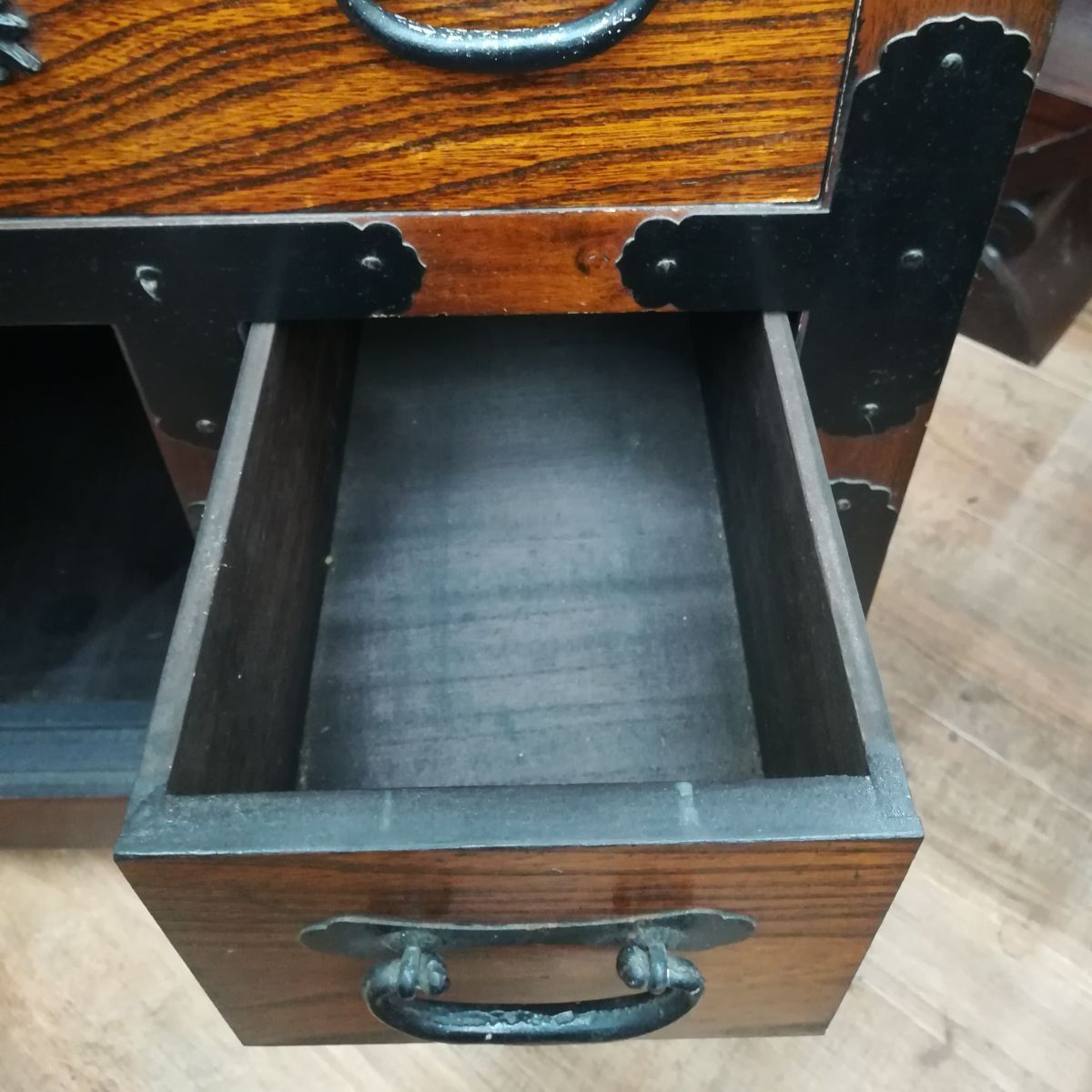 家財便発送・送料別】和箪笥 時代箪笥 車箪笥 伝統工芸 中古 現状品