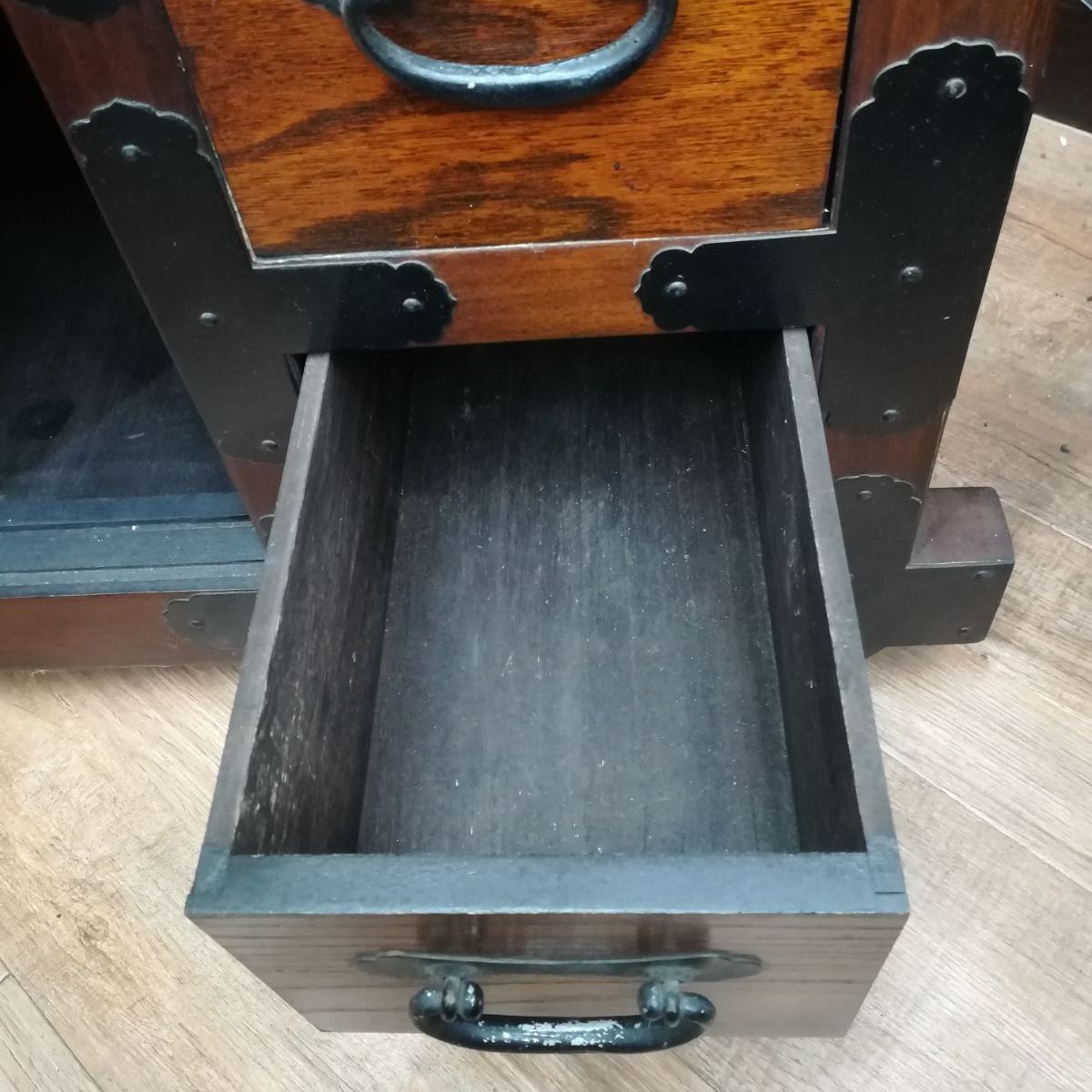 家財便発送・送料別】和箪笥 時代箪笥 車箪笥 伝統工芸 中古 現状品 