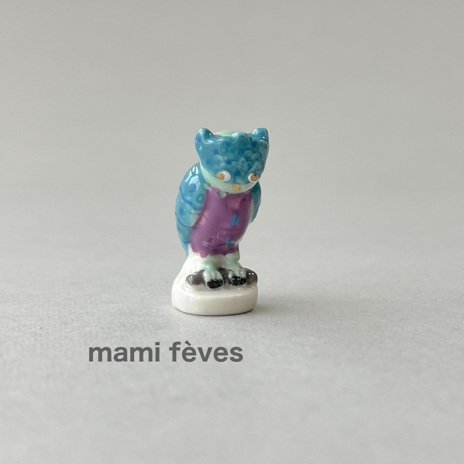 フェーヴ 金彩のふくろう⑤ フランス フェーブ ミニチュア陶器 m-0487