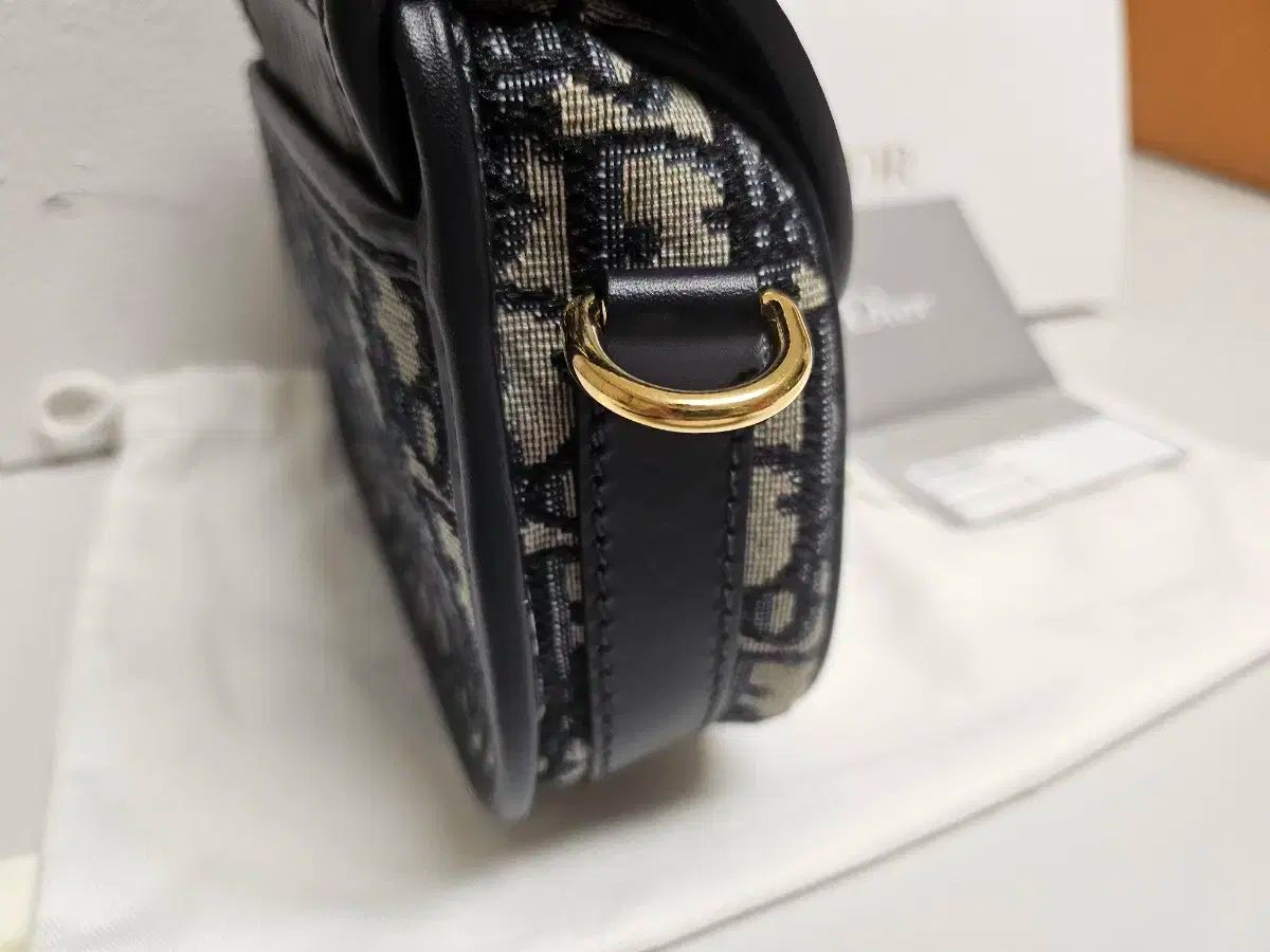 ディオールボビーバッグ スモール DECORATOM_COM_BR