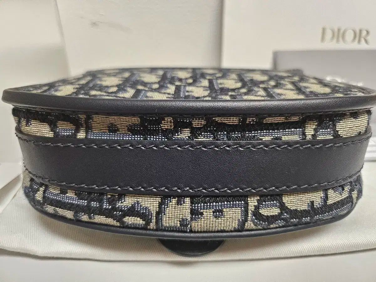 ディオールボビーバッグ