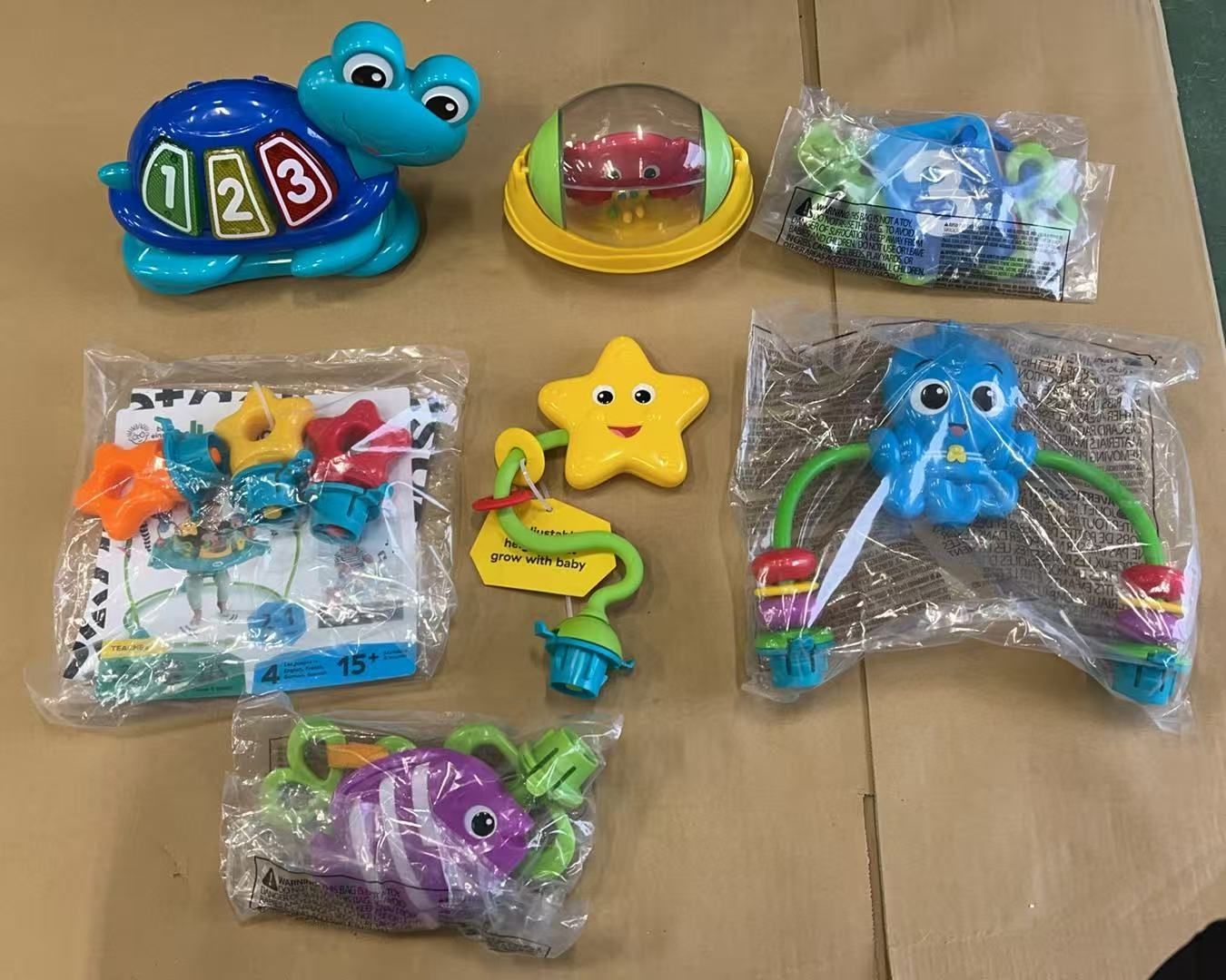 キッズツージャパン ベビーアインシュタイン キュリオシティコーブ アクティビティジャンパー 4417807 B0BZT99N2D