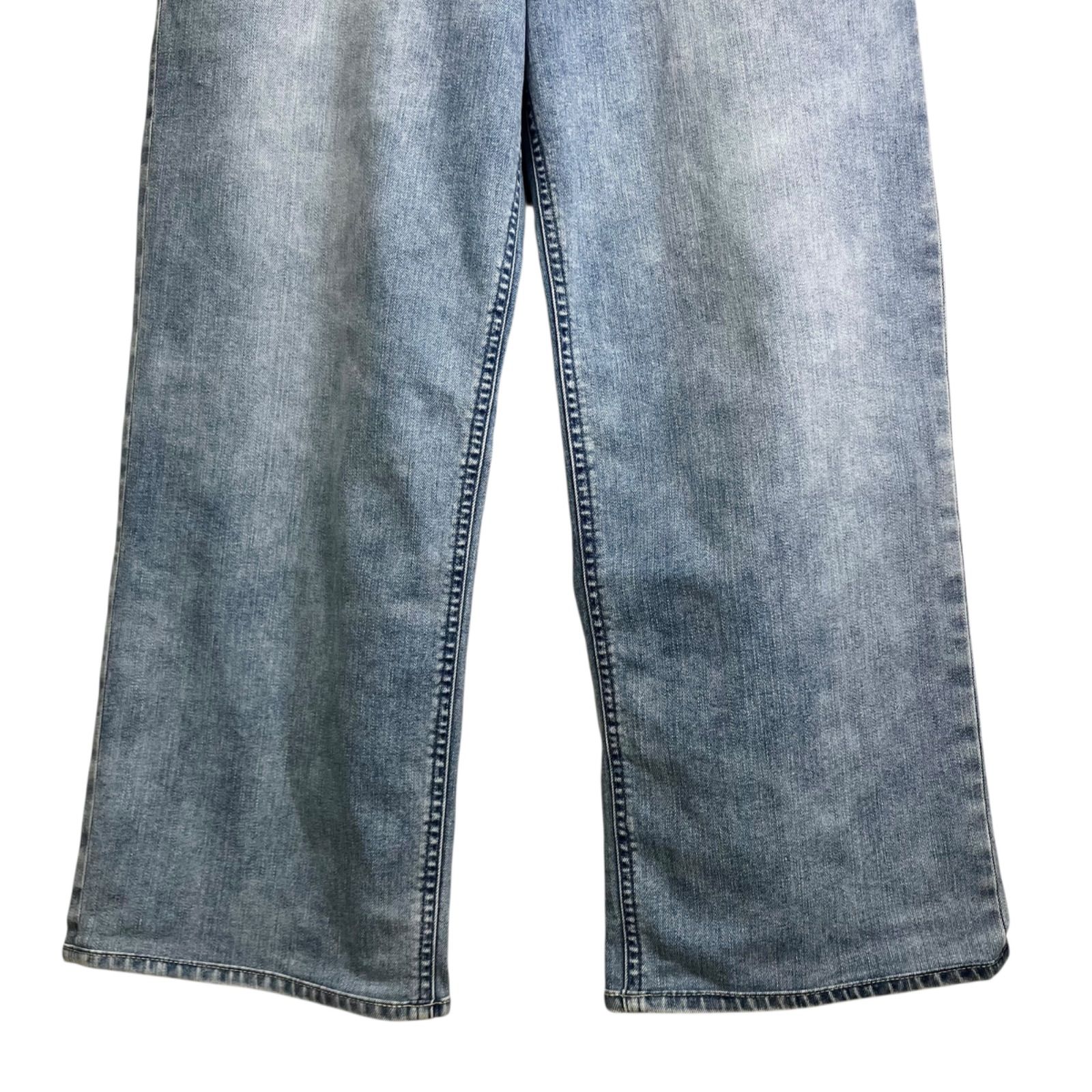 ライトブルー 水色