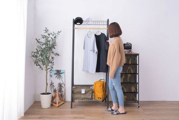 ハンガーラック コートハンガー ハンガー コート掛け 衣類収納 収納家具 洋服掛け ポールハンガー スチール 高さ170 棚付き 二段収納 シンプル カフェ風 ショップ アパレル ディスプレイ 新生活 ホワイト ブラック