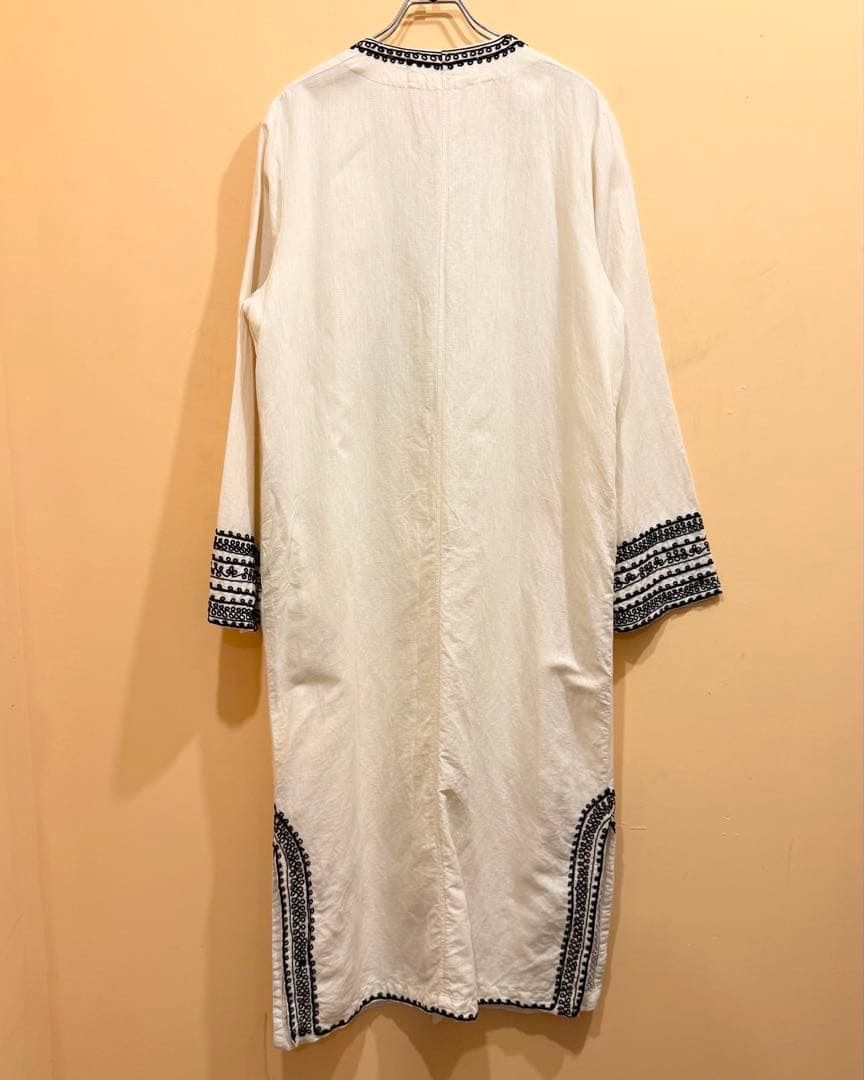 sara mallika コットン リネン 刺繍ワンピース オフホワイト インド み