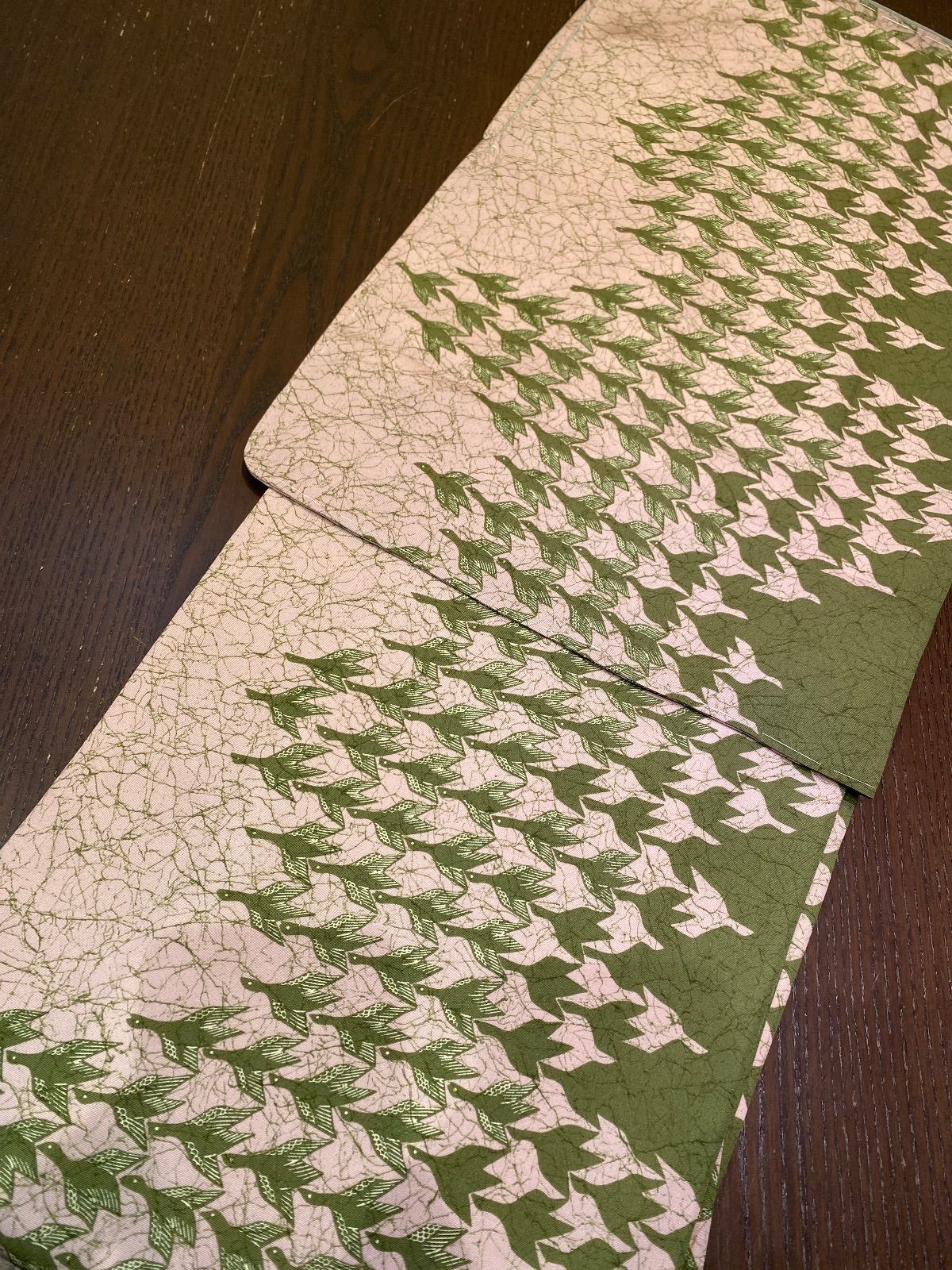 【着物まとめ売り】　正絹留袖5枚　　着用可　リメイク素材　目立った汚れなし まとめ売り】正絹留袖5枚 リメイク素材 ハンドメイド向け - メルカリ