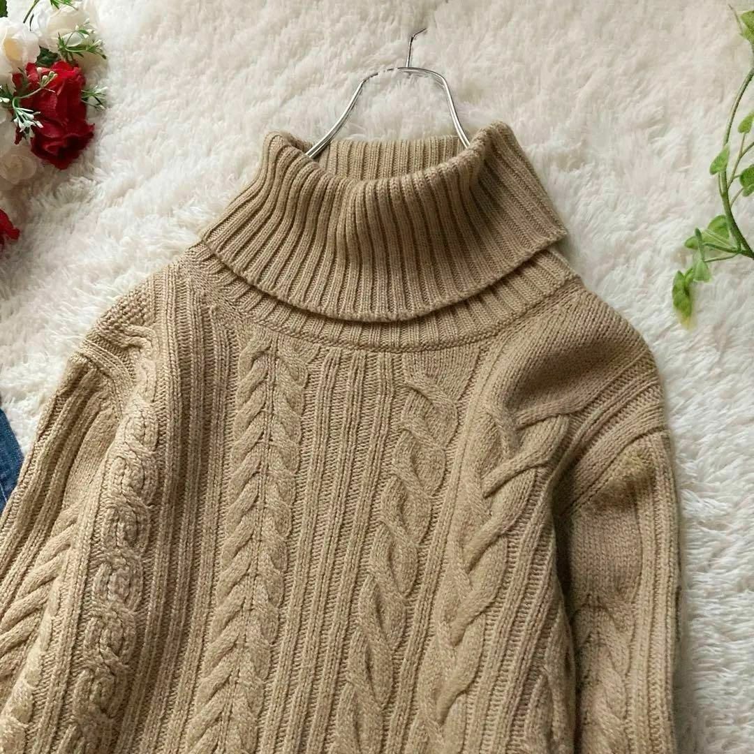 ウィークエンドマックスマーラ キャメルタートルニット ケーブル編み