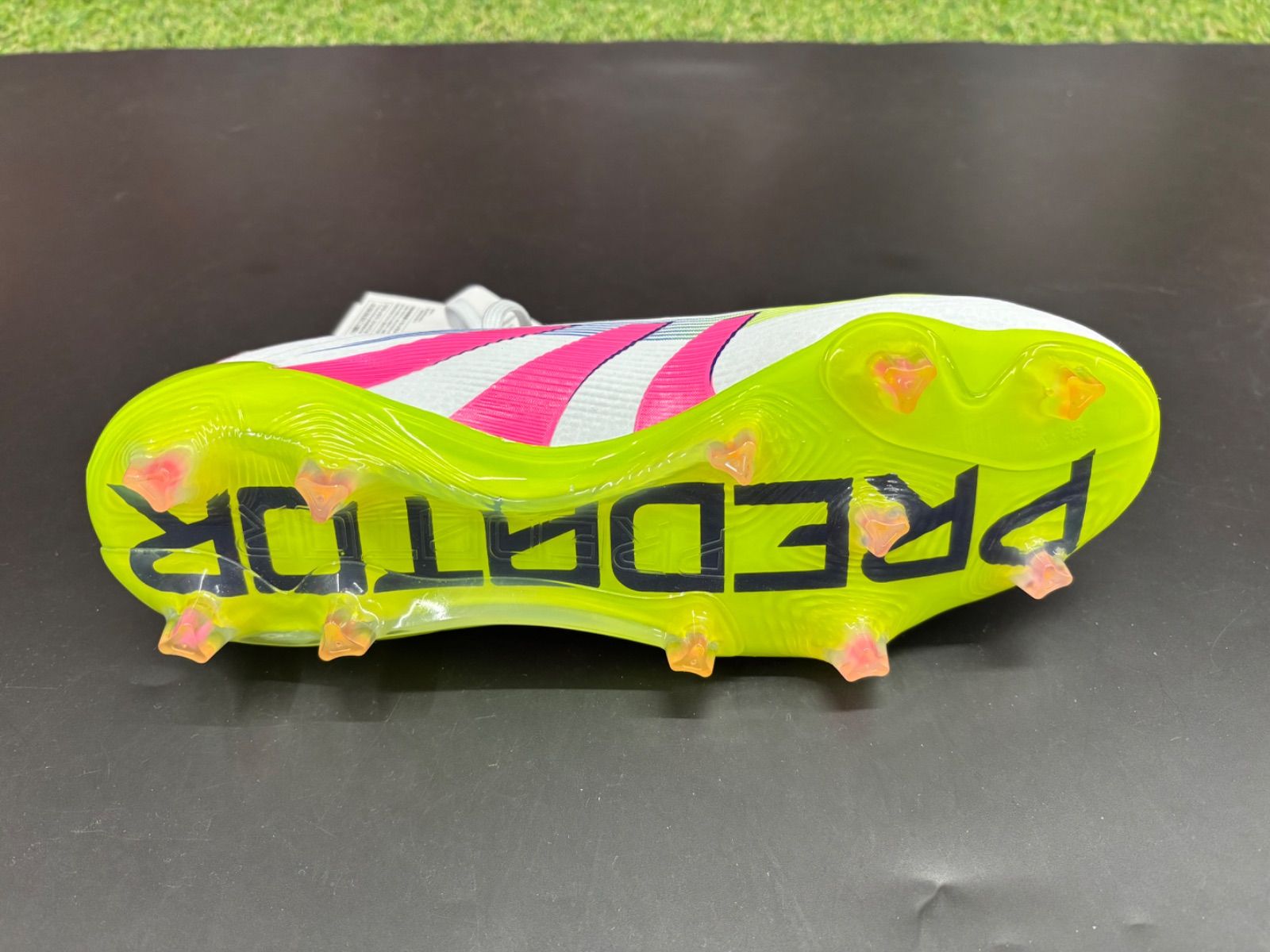 アディダス プレデター エリート FG (ID3881) - メルカリ