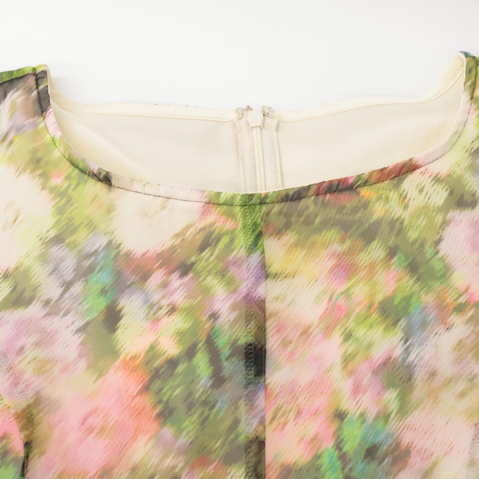 Audie a Muses オーディアミューズ ﾏﾙﾁｶﾗｰ 83015-512 総柄ﾜﾝﾋﾟｰｽ 38 