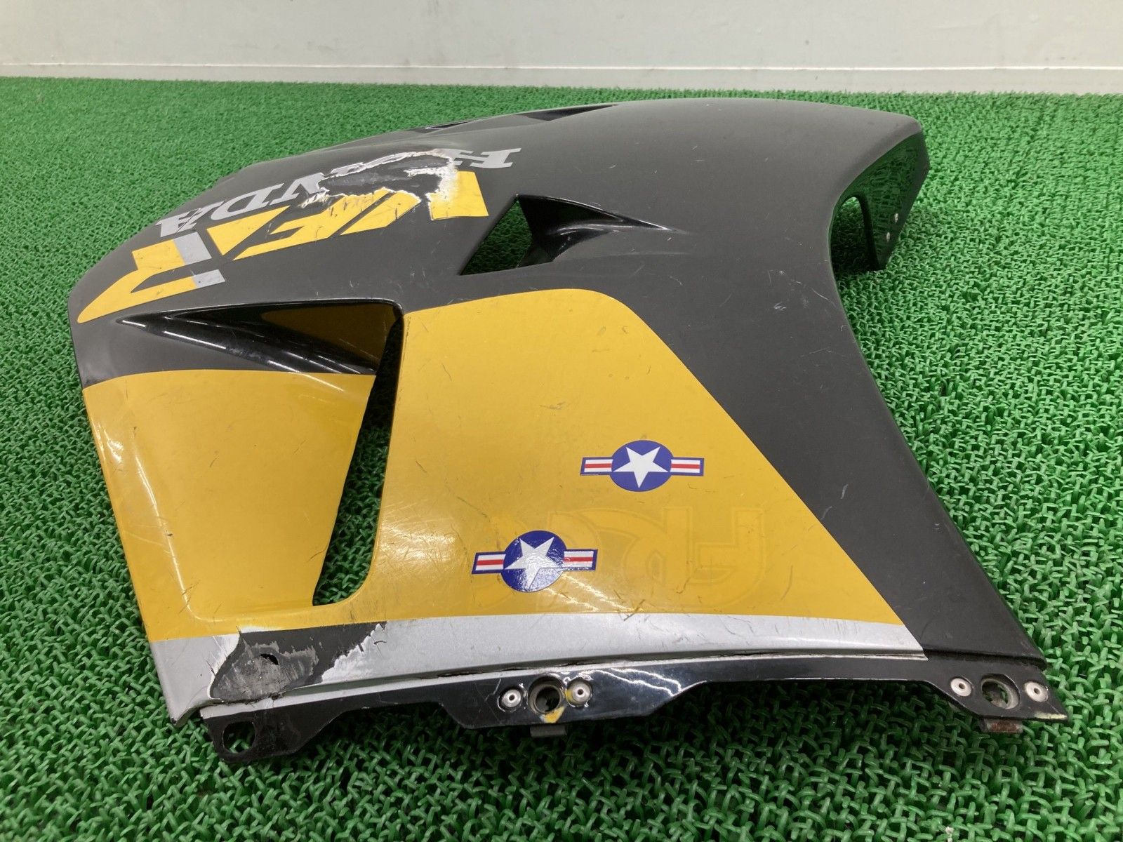 VFR400R サイドカウル 右 黒 黄 ML0 ホンダ 純正 バイク 部品 NC21 初期型 アンダーカウル フロントカウル El