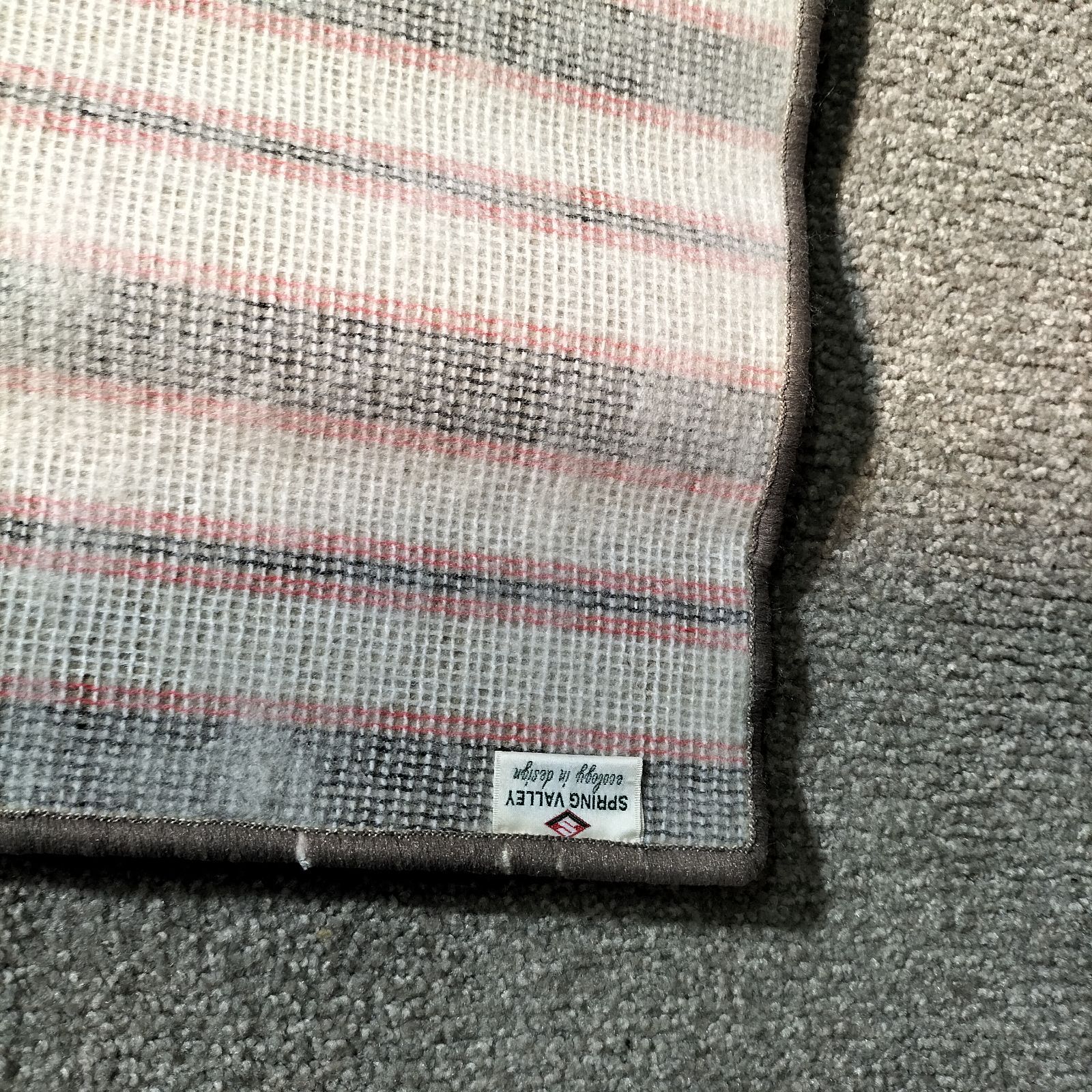 SPRINGVALLEY スプリングヴァレー ラグ 140×200cm モデルルーム展示使用品 1888 MARWIL-DEMENAGEMENTS_CH