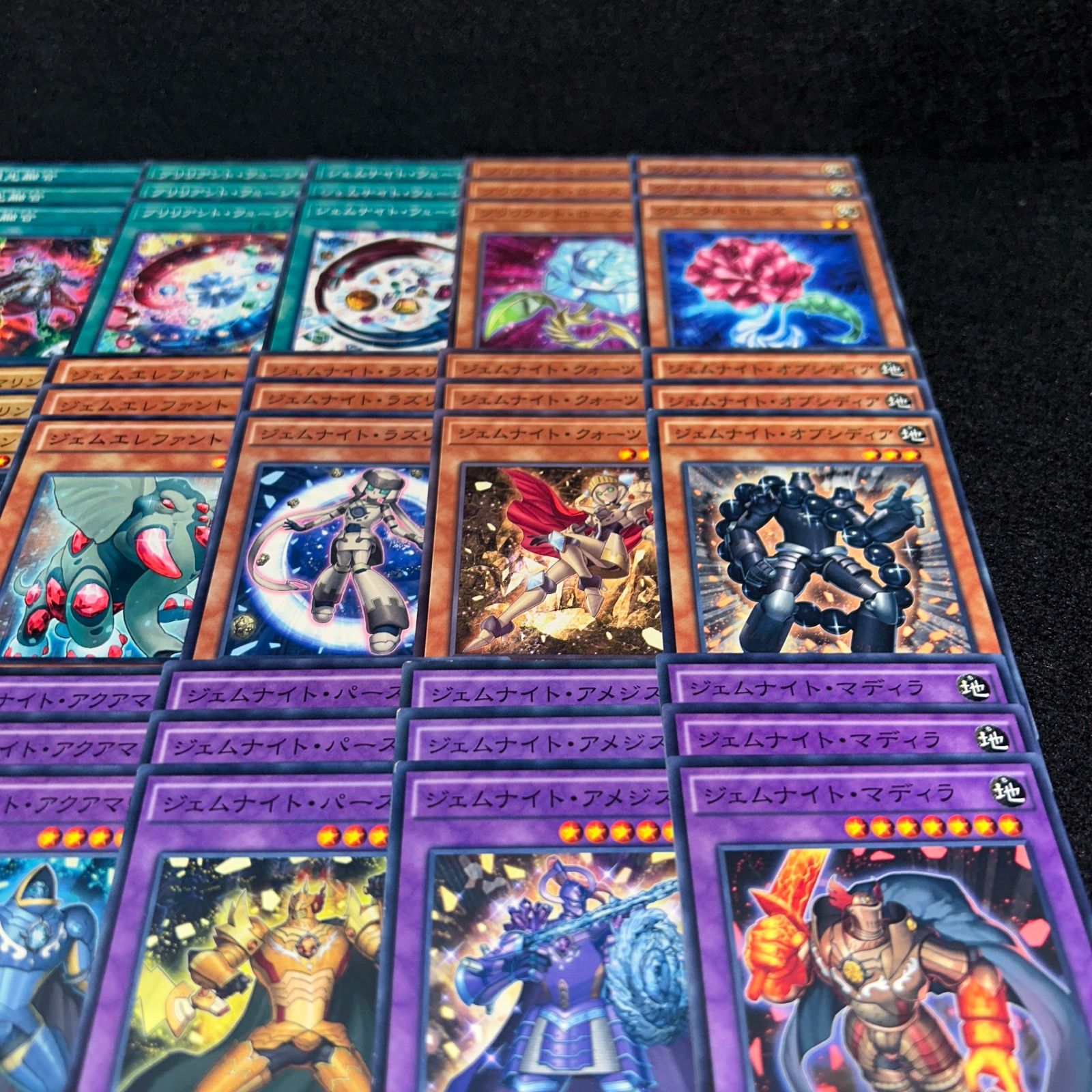 遊戯王　ジェムナイト　高レアデッキ＋パーツ大量 遊戯王 ジェムナイト 高レアデッキ＋パーツ大量 遊戯王 ジェムナイト