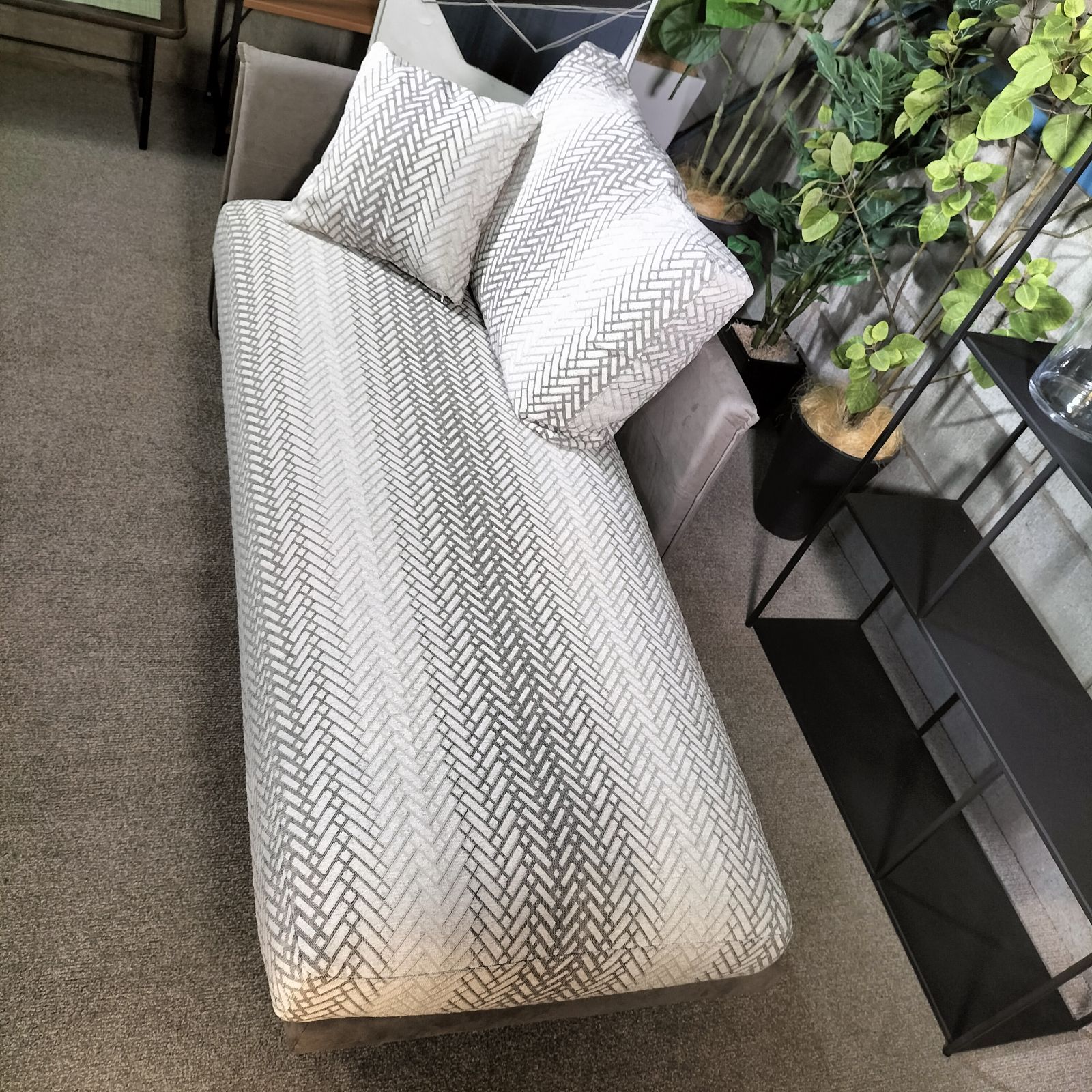 肩肘ソファ クッション2個付き カウチソファ 幅165cm モデルルーム展示品 348