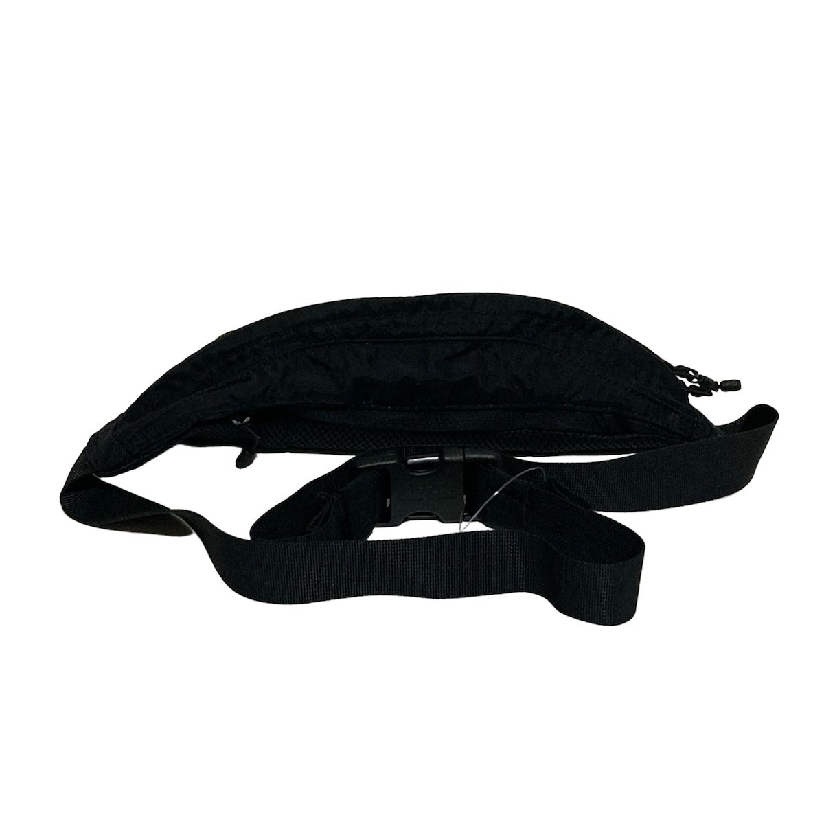 ウエストポーチ -