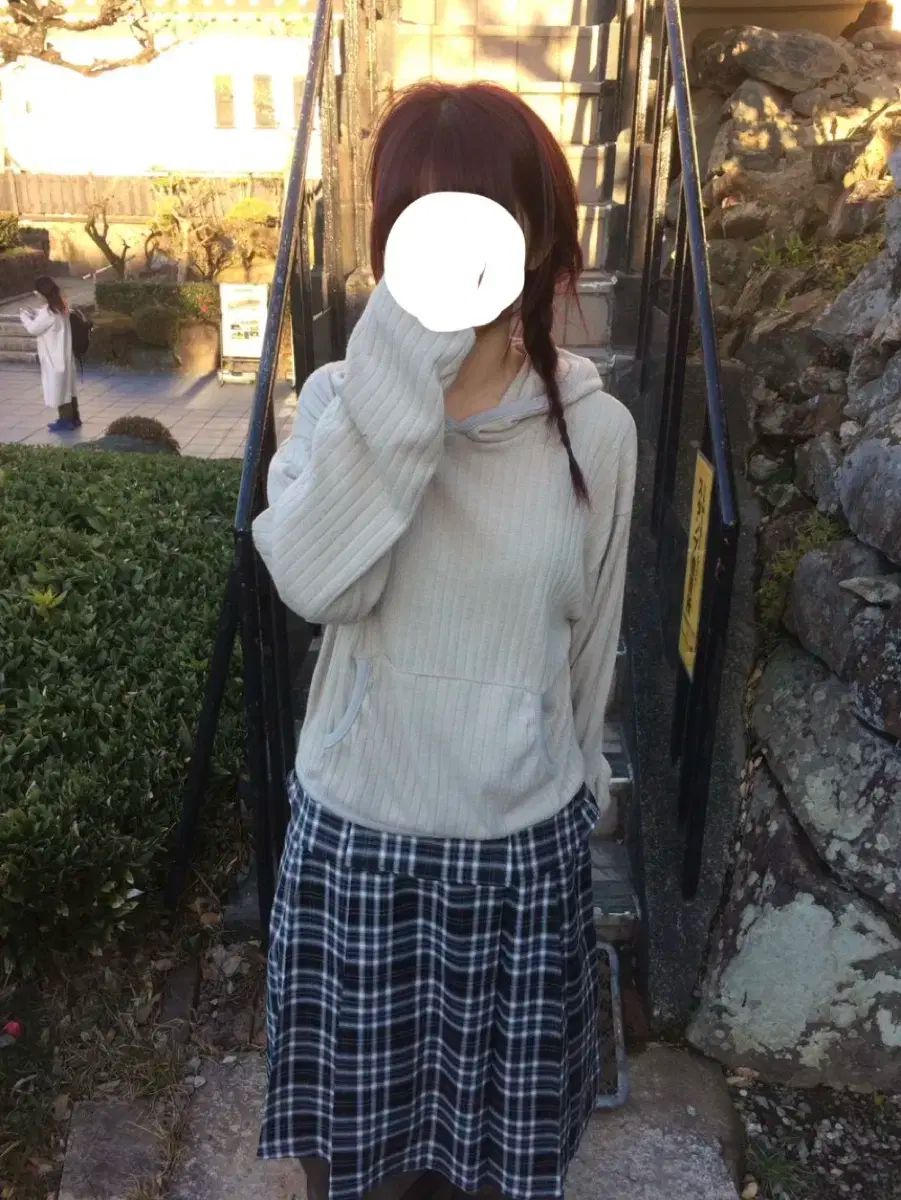 イェイ ベージュ ゴージ WHO Tシャツ レイヤード CHECK スカート ヴィンテージ カモフラメサン