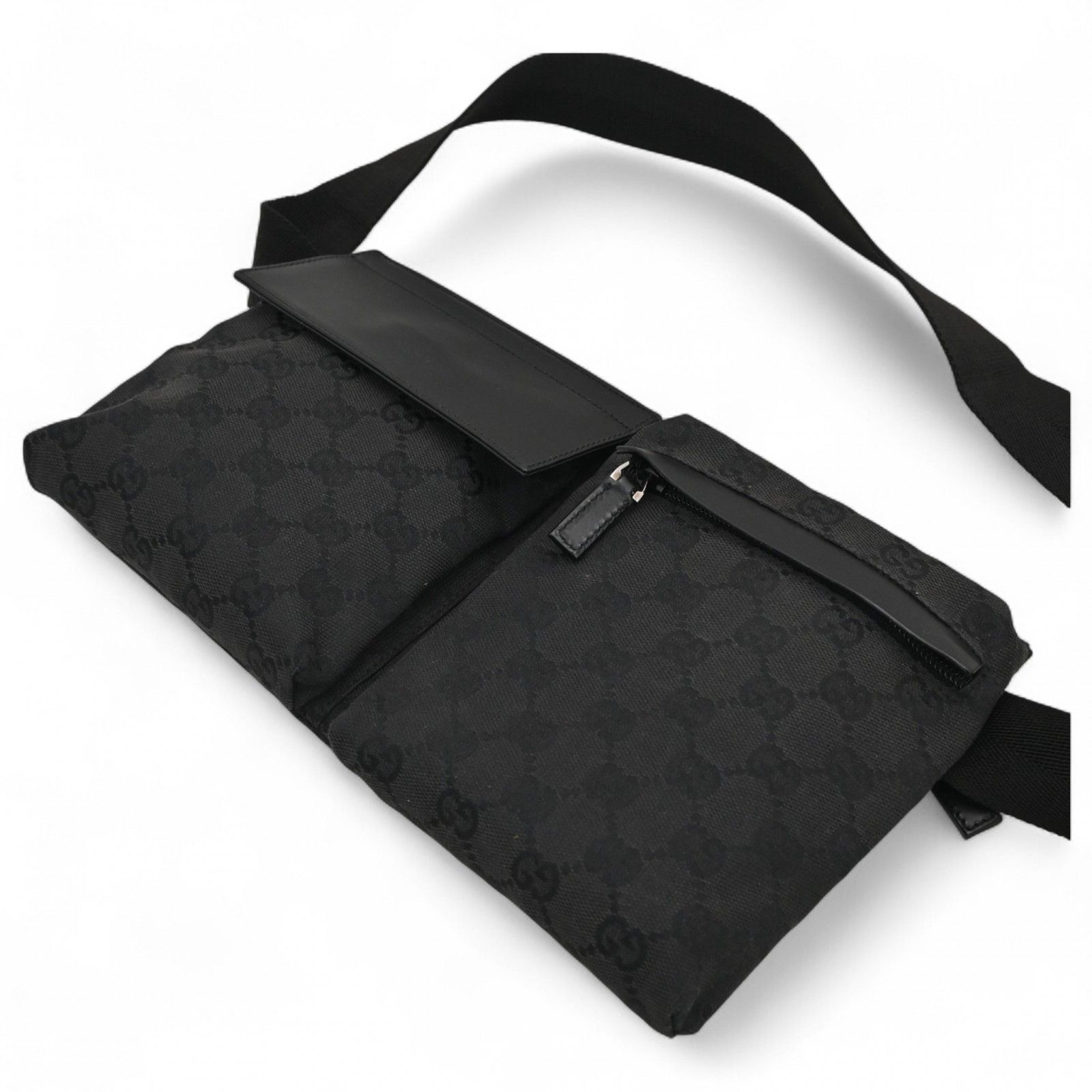 グッチ GGキャンバス ボディバッグ ブラック 黒 Bランク gu7729hh