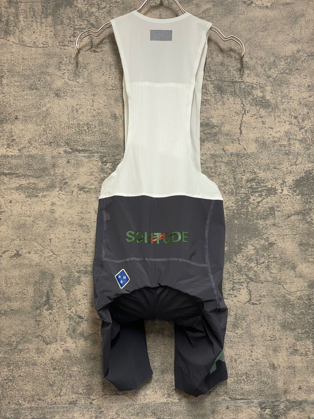 新品 Pas Normal Studios Solitude ビブショーツ 新品 Pas Normal Studios Solitude ビブショーツ PAS NORMAL STUDIOS