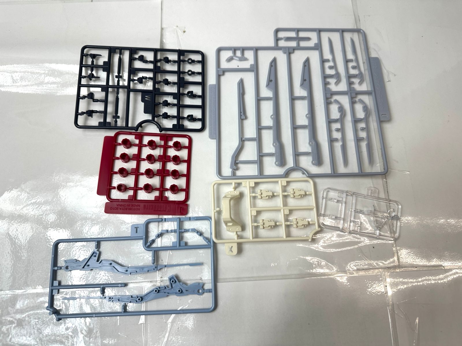 ゾイド HMM シュナイダーユニット ライガーゼロ専用 未組立 ゾイド HMM シュナイダーユニット ライガーゼロ専用 未組立