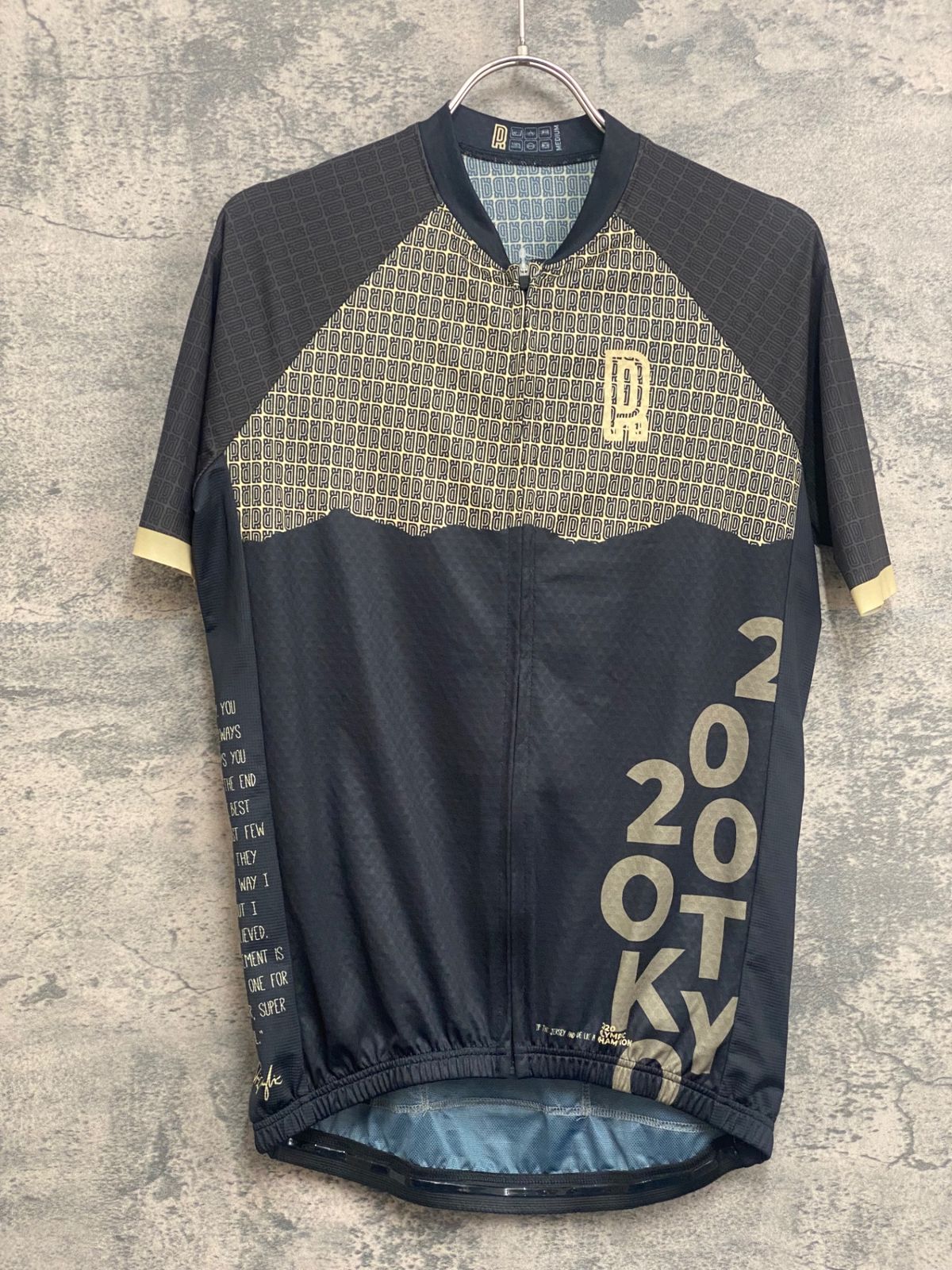 JN356 primoz roglic Cycling Jersey Tokyo Gold 半袖 サイクルジャージ 総柄 M