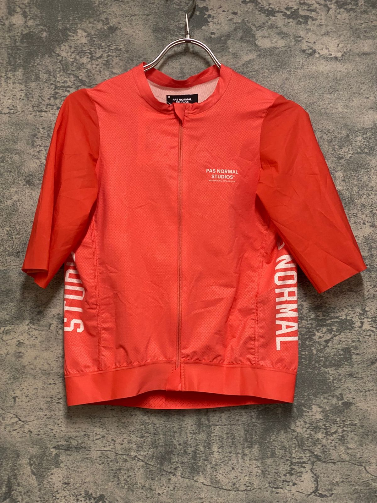 Universal Colours スペクトラム メンズ長袖サイクルジャージ