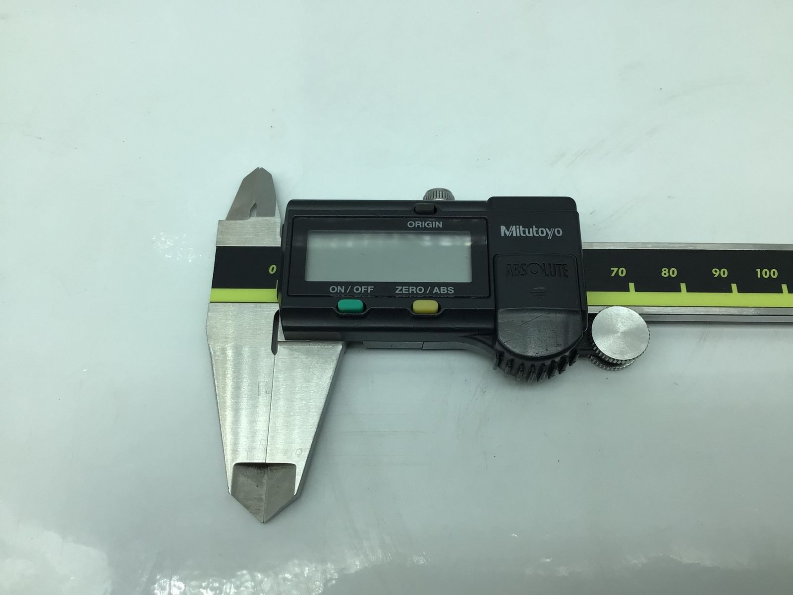 品 MITUTOYO ミツトヨ ABSデジマチックキャリパ CD-15AX 500-151-30 ITP7M9T384O8 エコツール知立店 M02