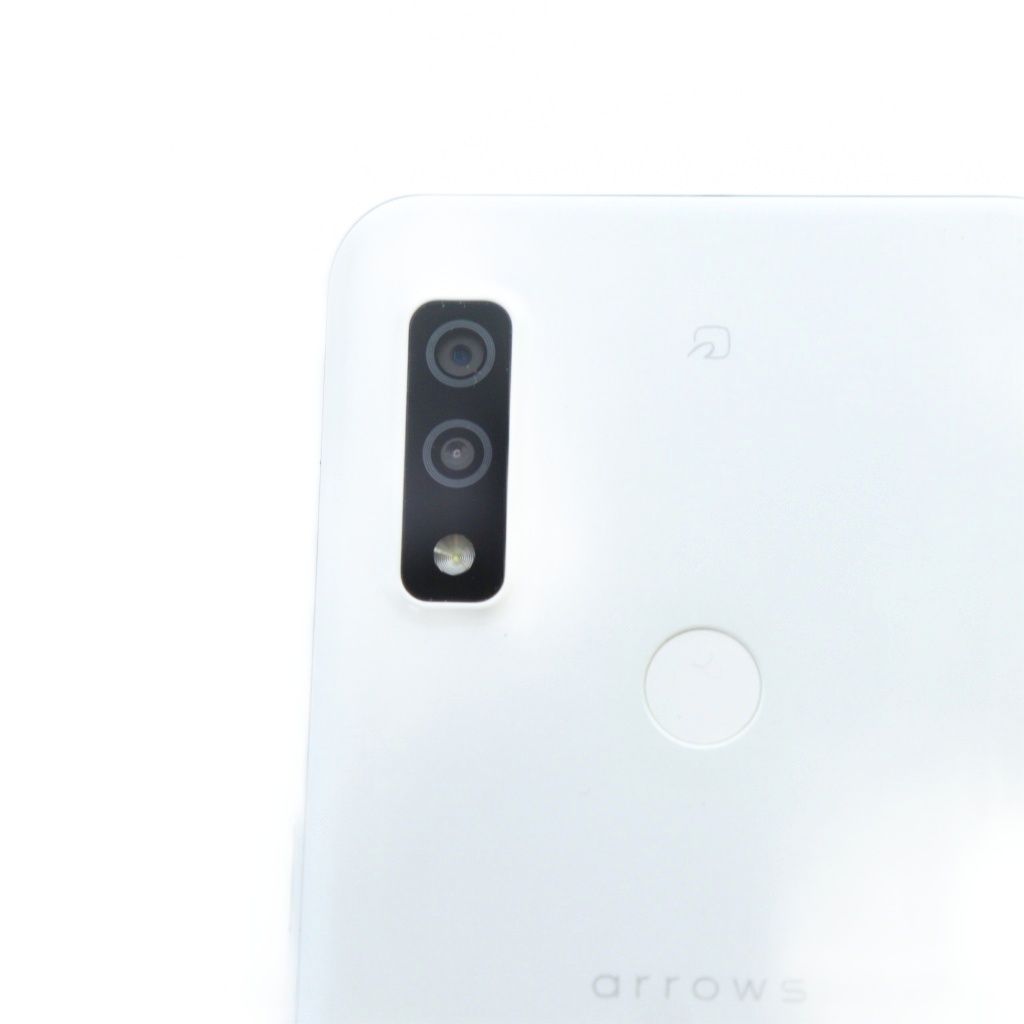 arrows アローズ FCG01 We 携帯電話 スマートフォン 本体 ロゴ 64GB