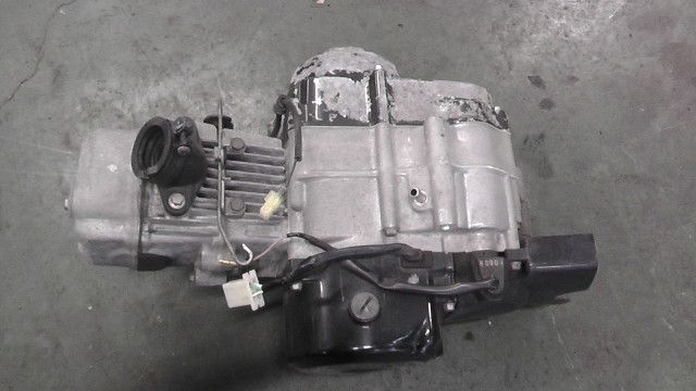 カブFI AA01-1724xxx の エンジン 1761615954 BRIGHTFACE_UK