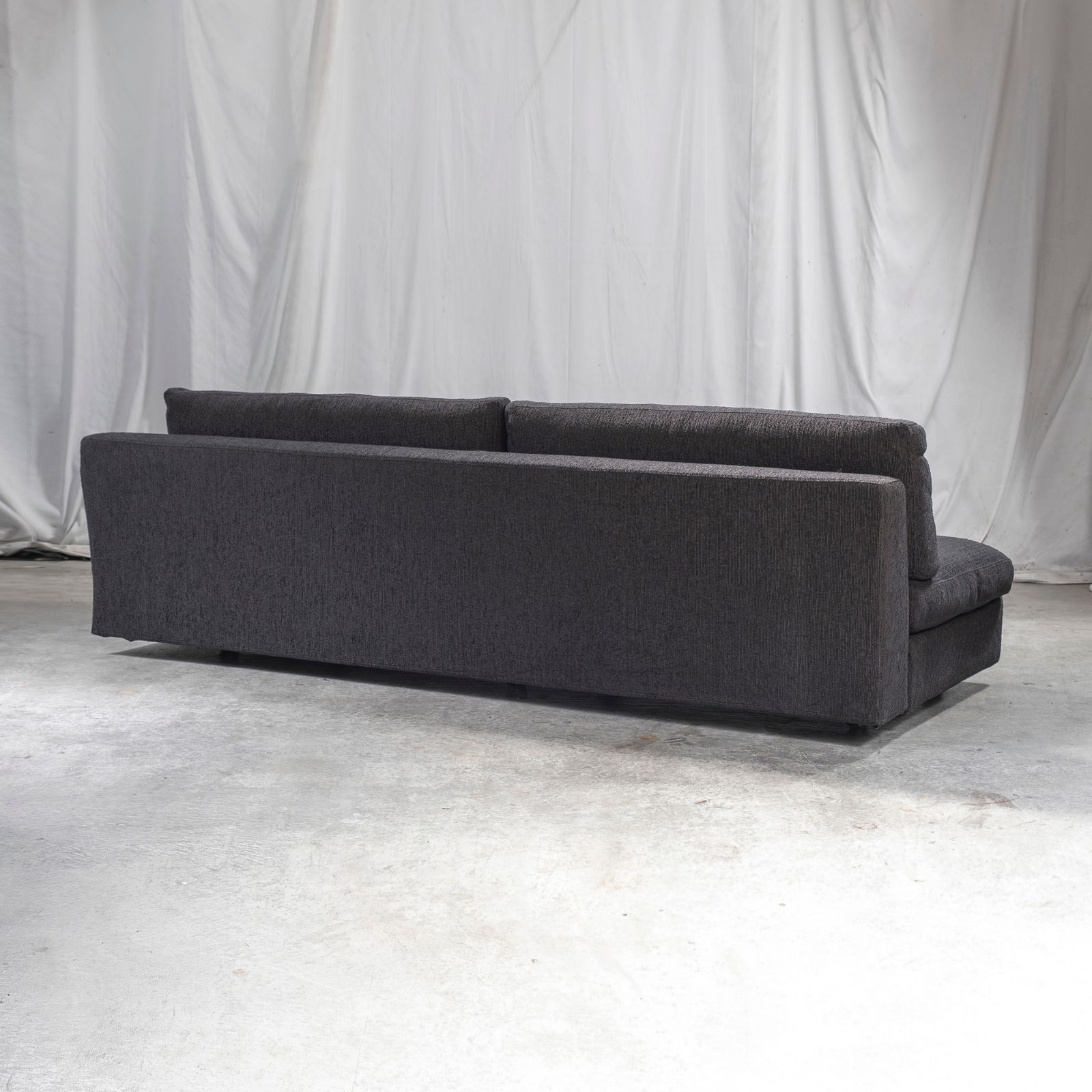 シンプル ラグジュアリー