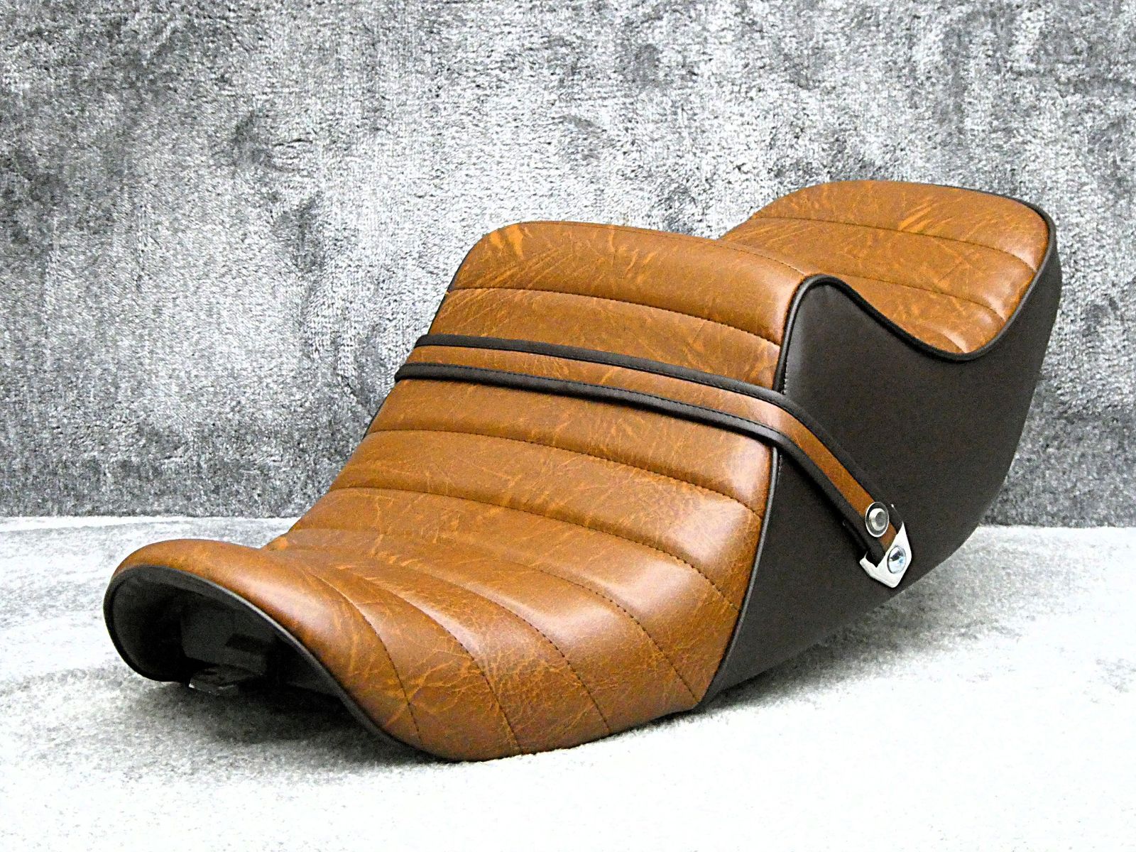 ゼファーχラクダシート カワサキ - ゼファー400 シート ラクダシート