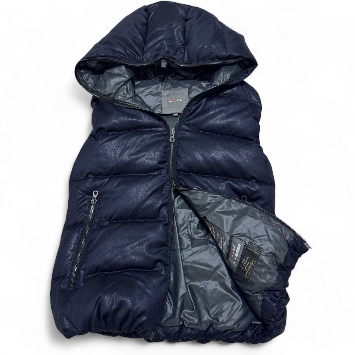DUVETICA ブラックダウンベスト フード付き DUVETICA フード付きダウン
