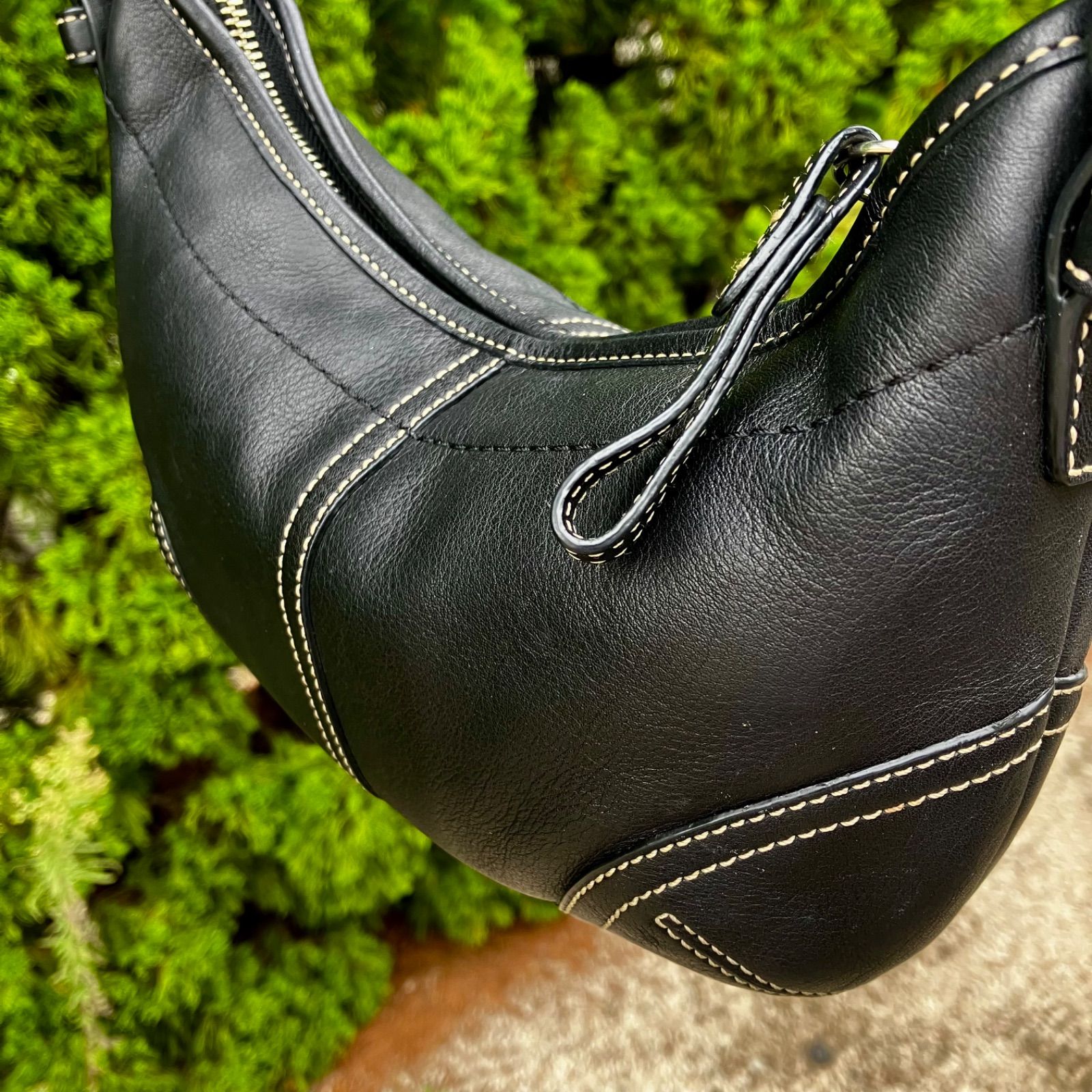 Coach y2k Vintage Soho Black Leather Mini Hobo Bag - メルカリ