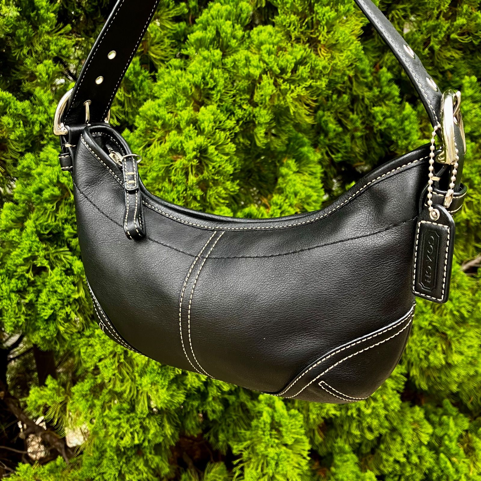 Coach y2k Vintage Soho Black Leather Mini Hobo Bag - メルカリ